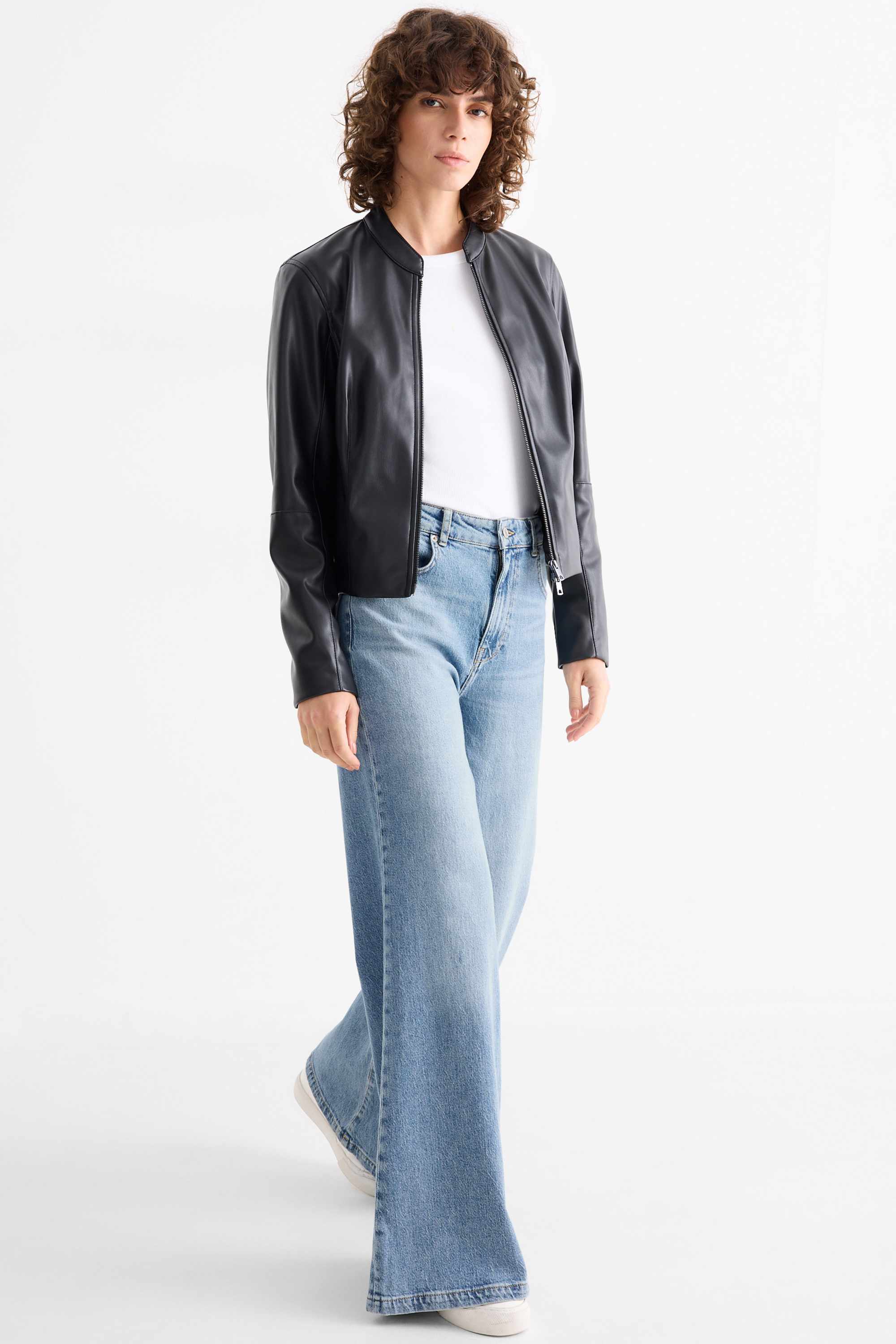 Flared jeans - high waist blue denim