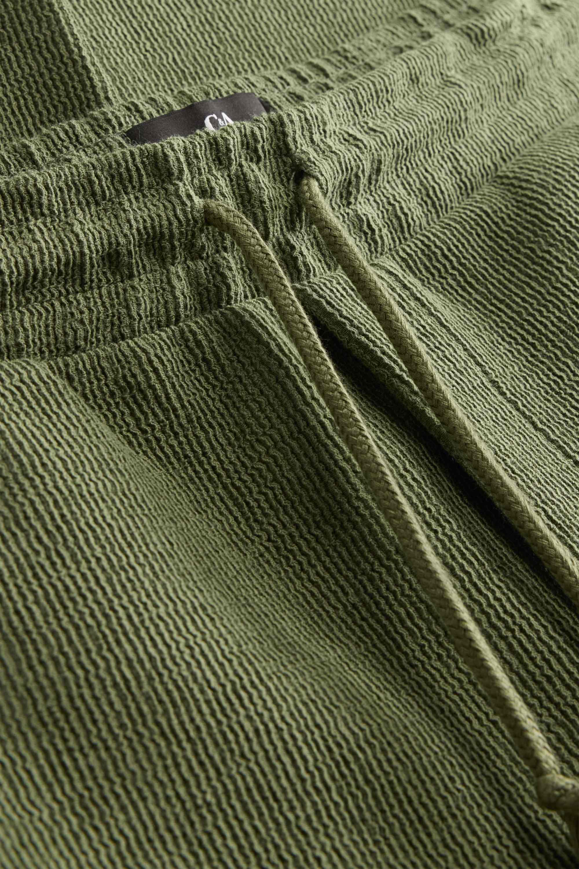 Joggers green