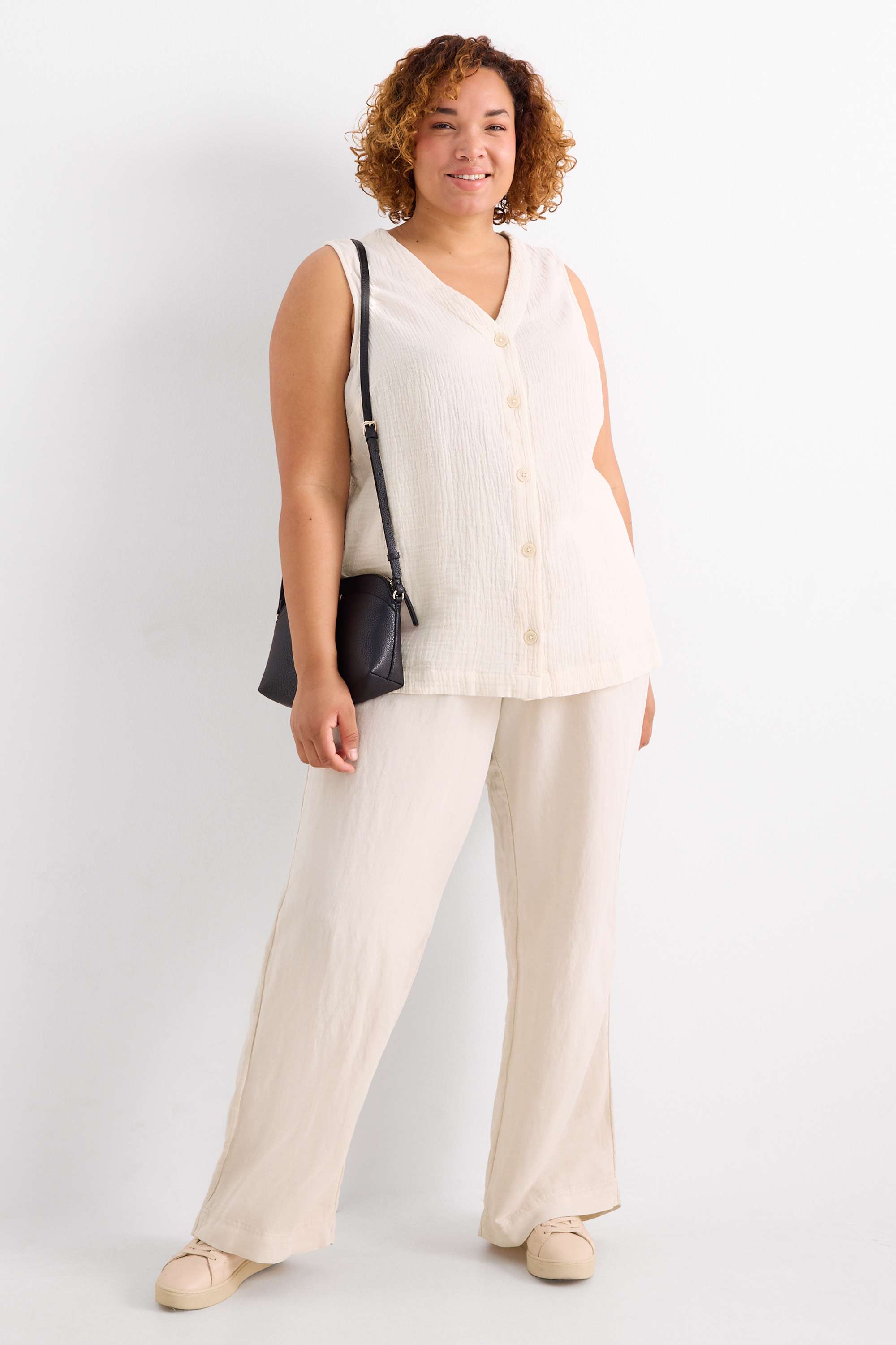 Cloth trousers - mid-rise waist - wide leg - linen blend light beige