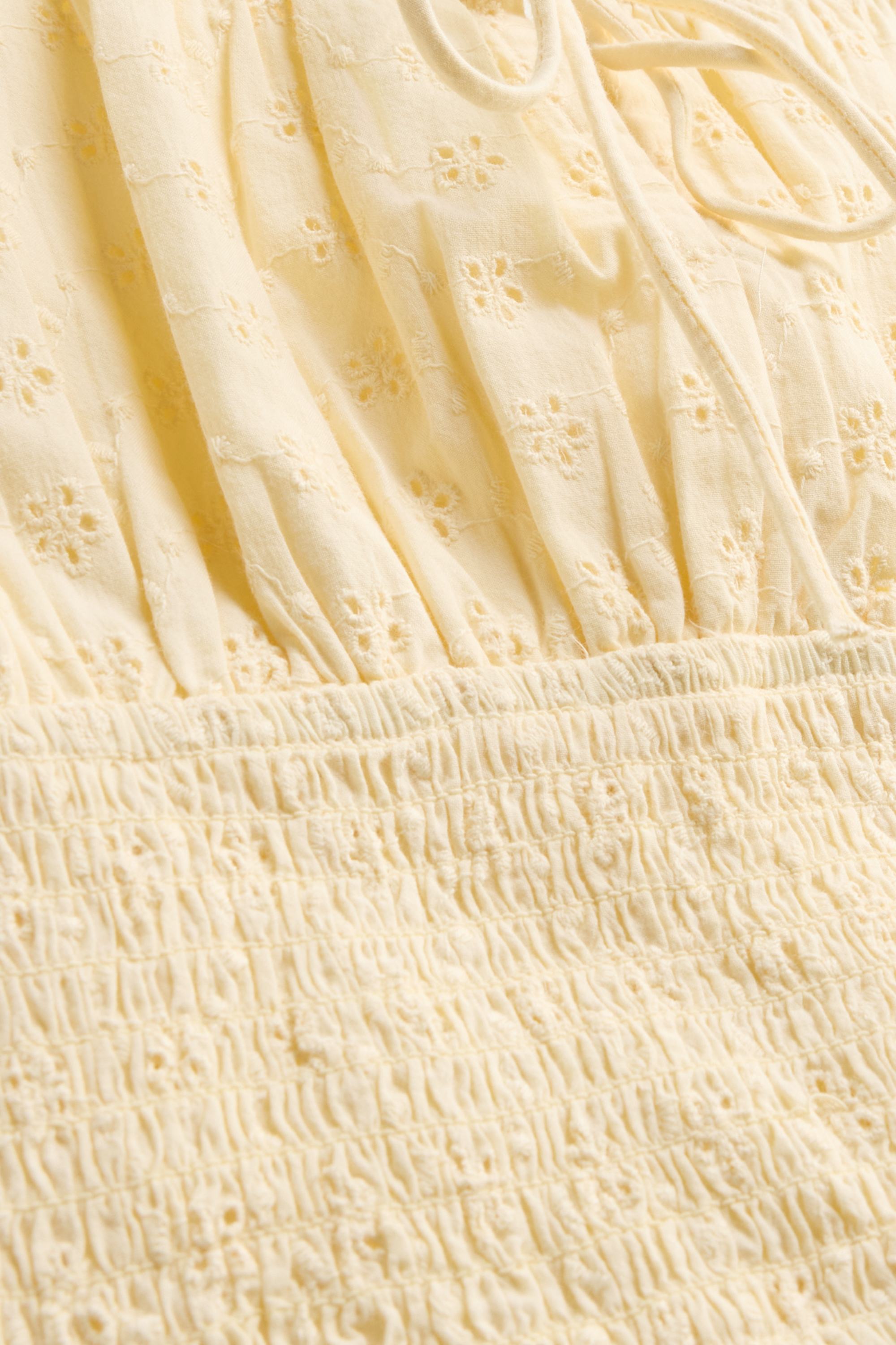 Cropped blouse - broderie anglaise apricot