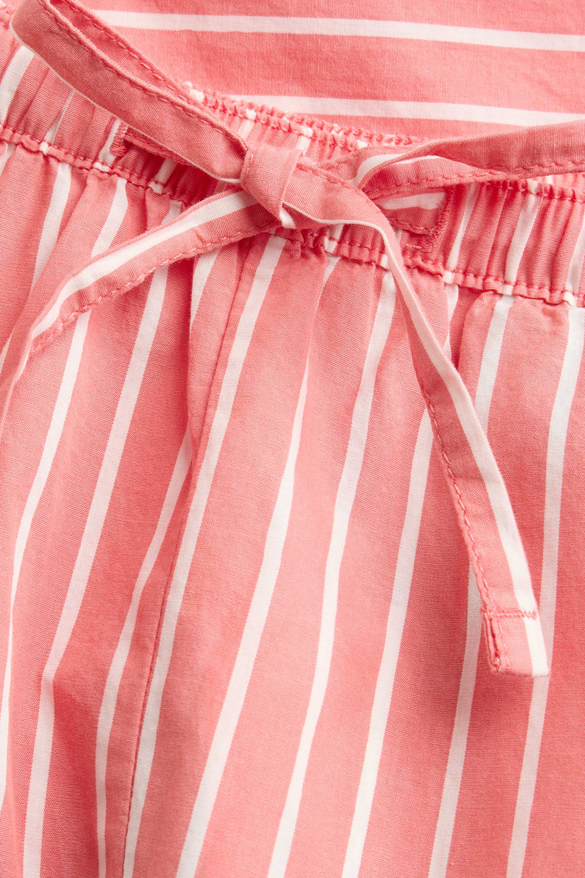 Shorts - mid-rise waist - striped red / white
