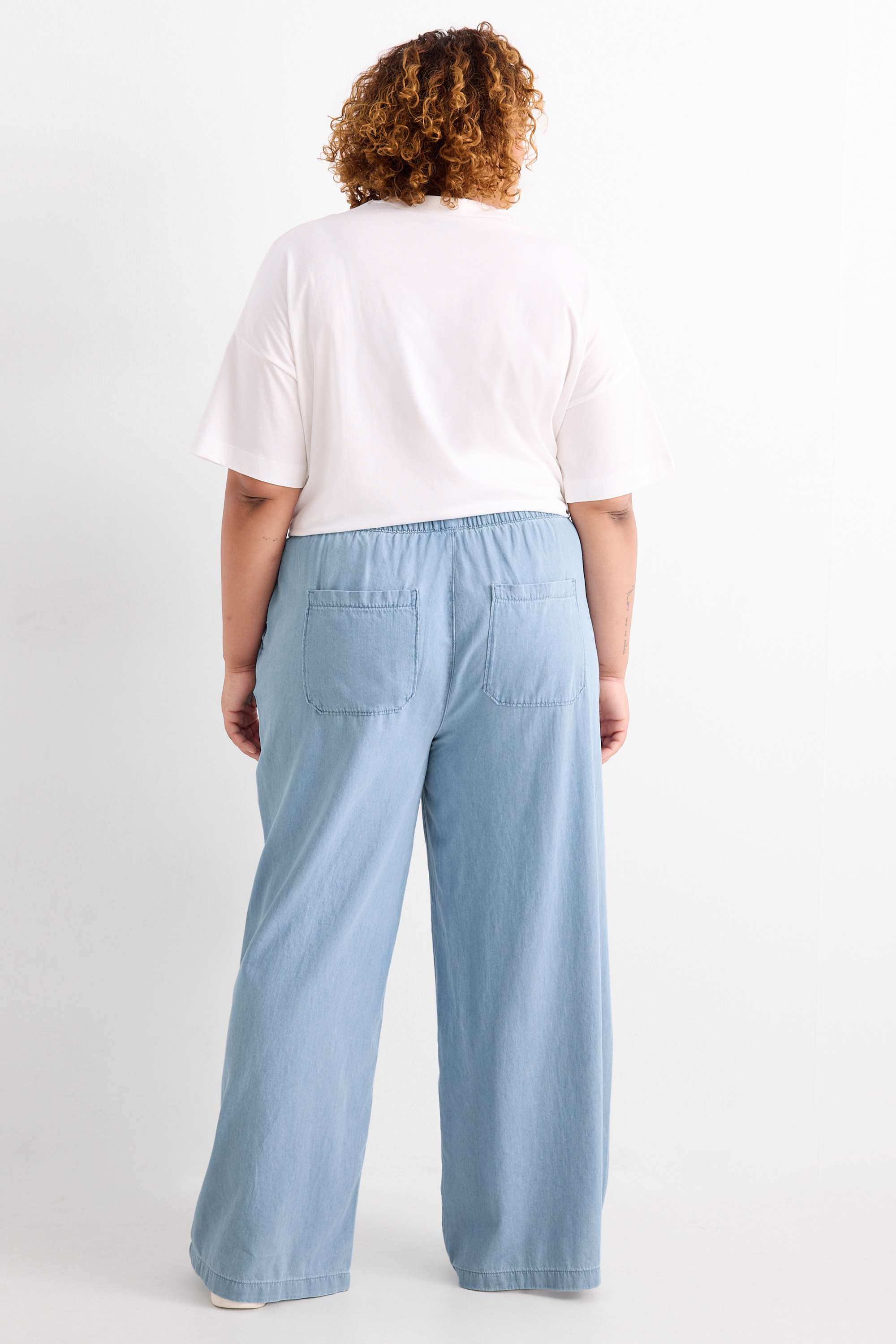 Wide leg jeans - high waist light blue