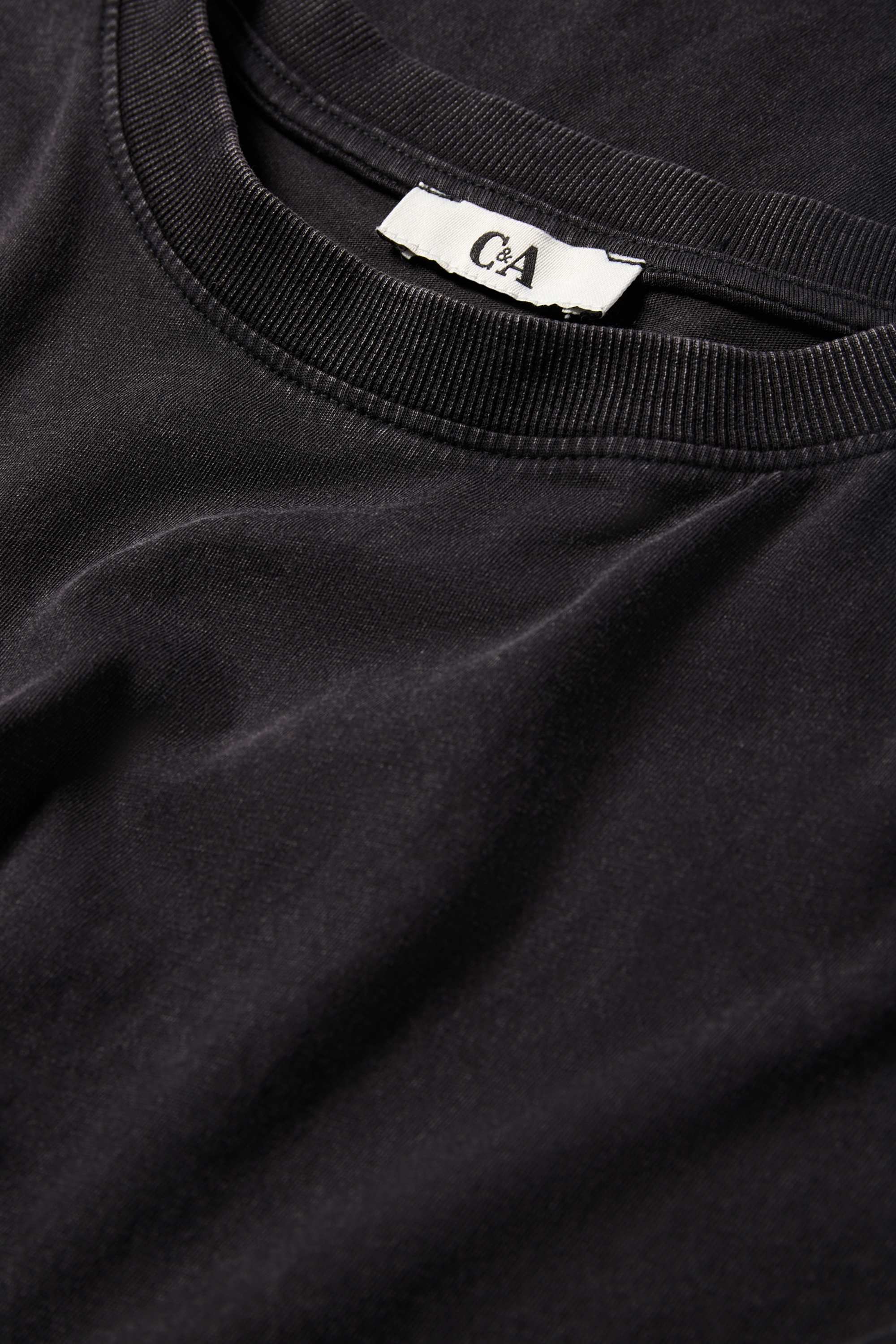 T-shirt dress black