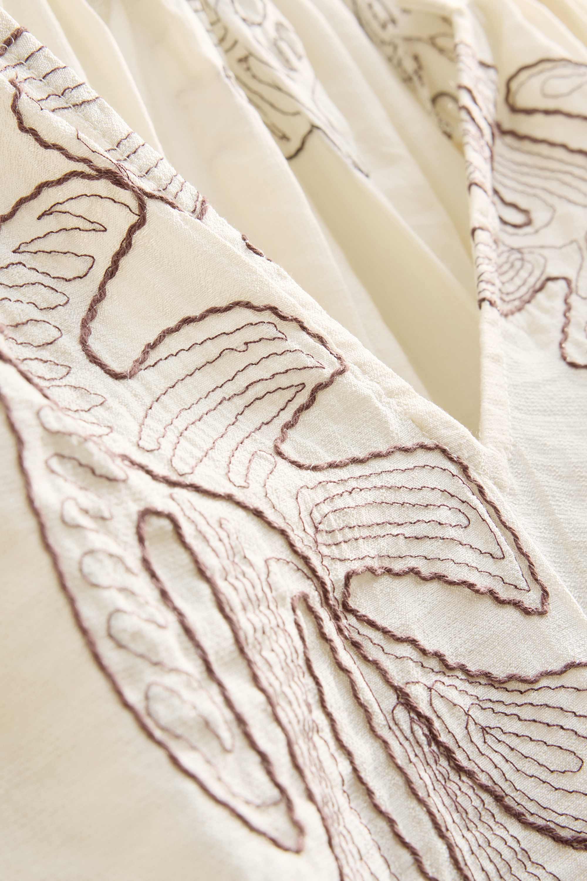 V-neck blouse - patterned creme