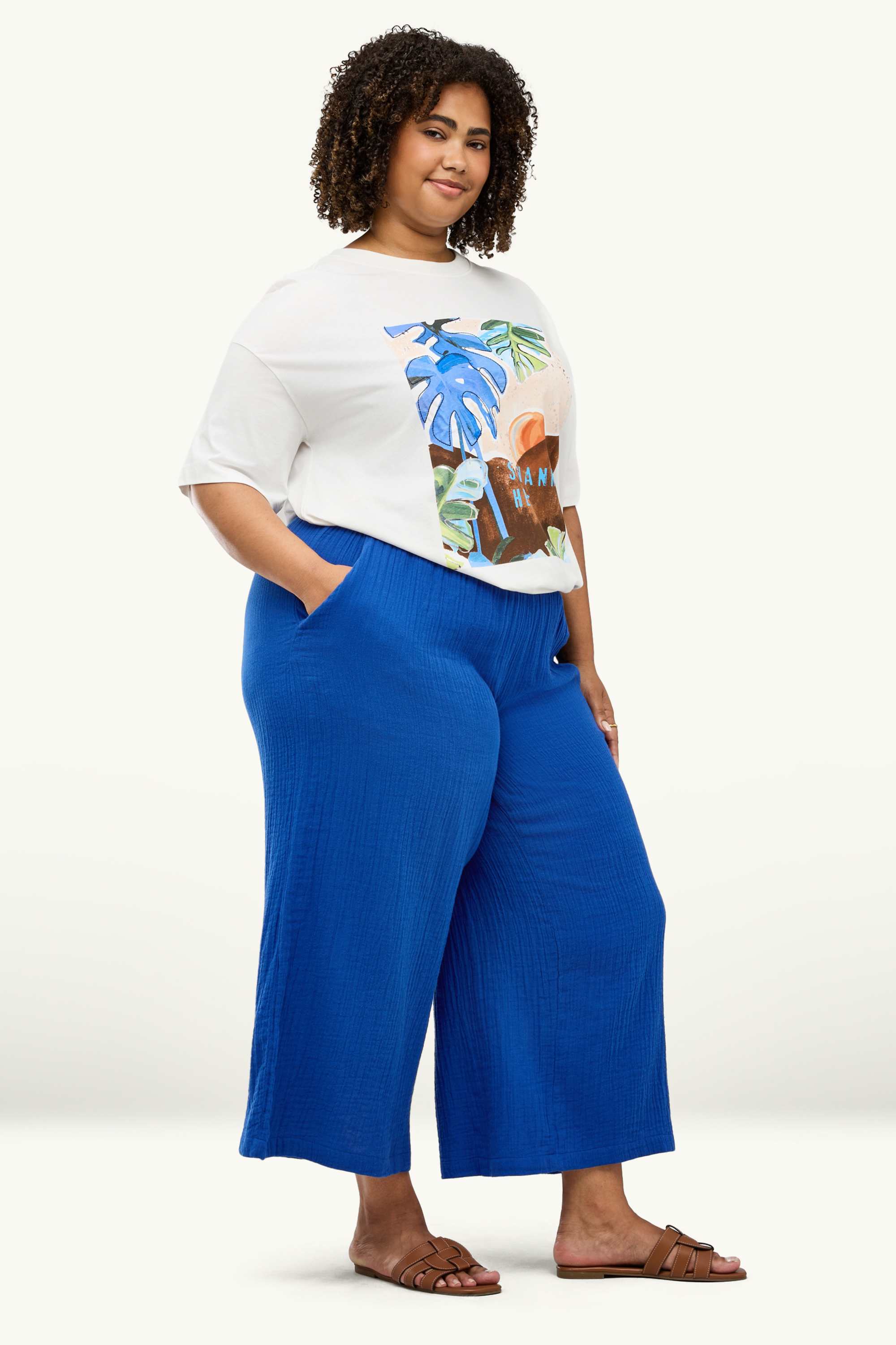 Cloth trousers - mid-rise waist - wide leg blue