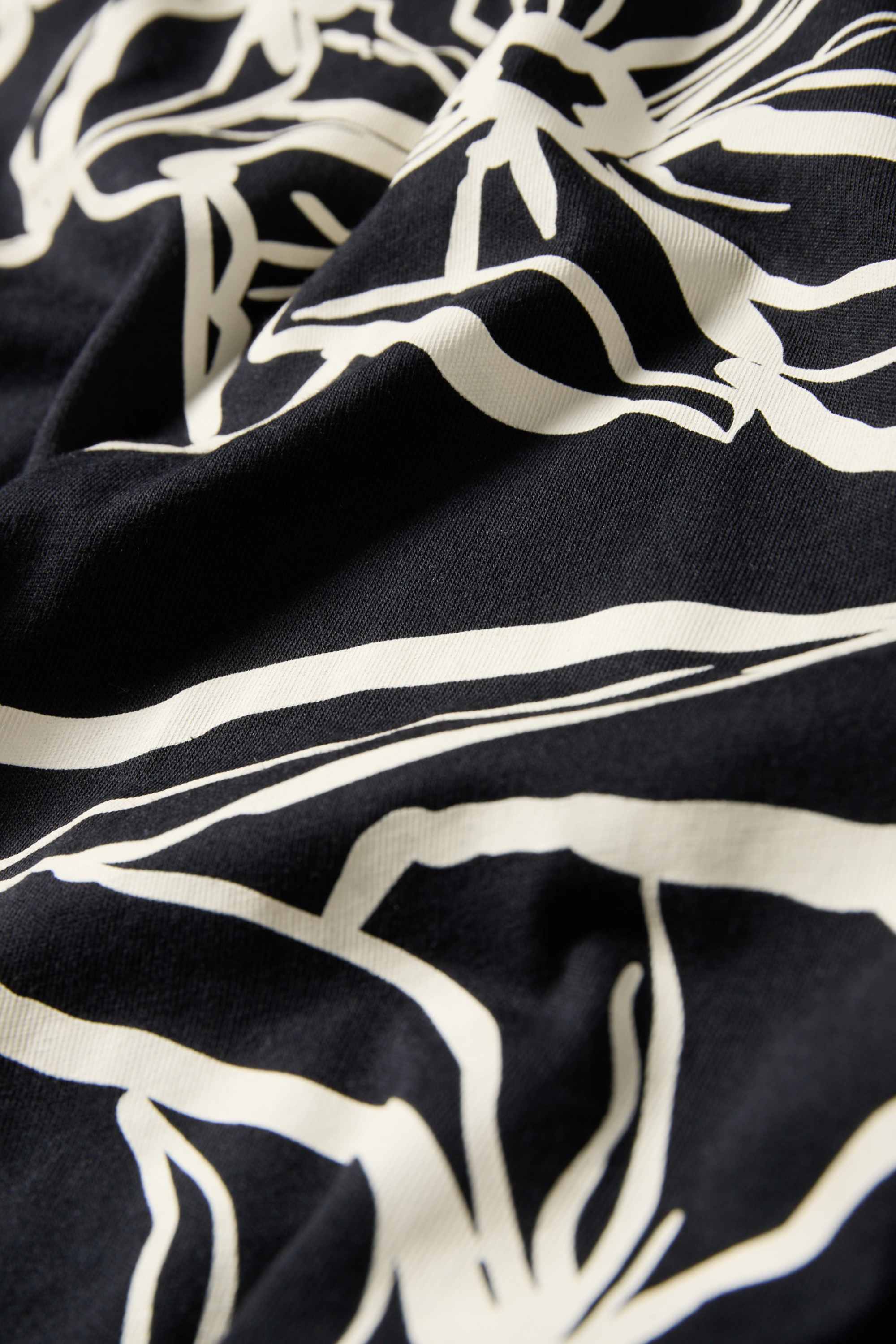 T-shirt - regular fit black / white