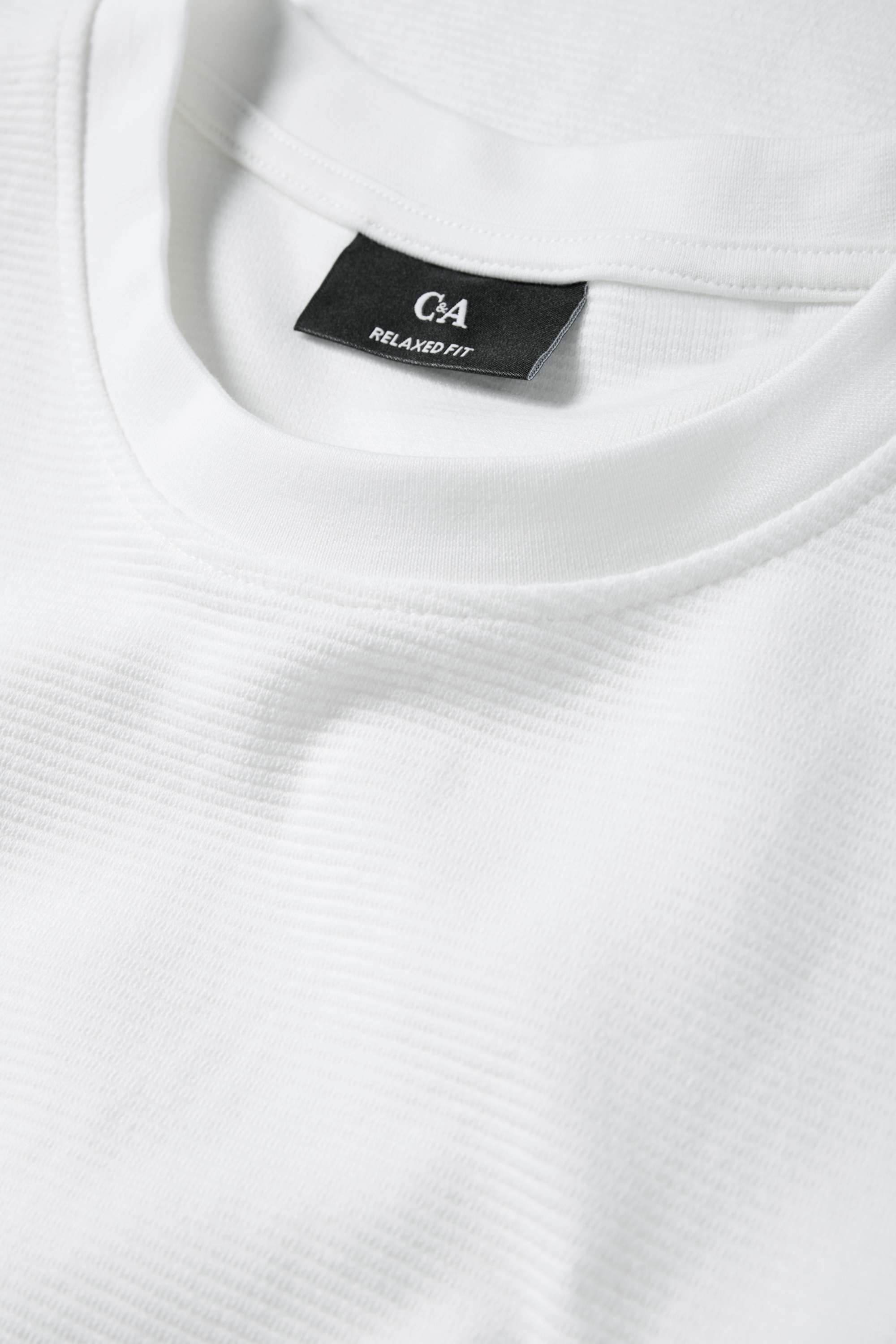 T-shirt - relaxed fit white