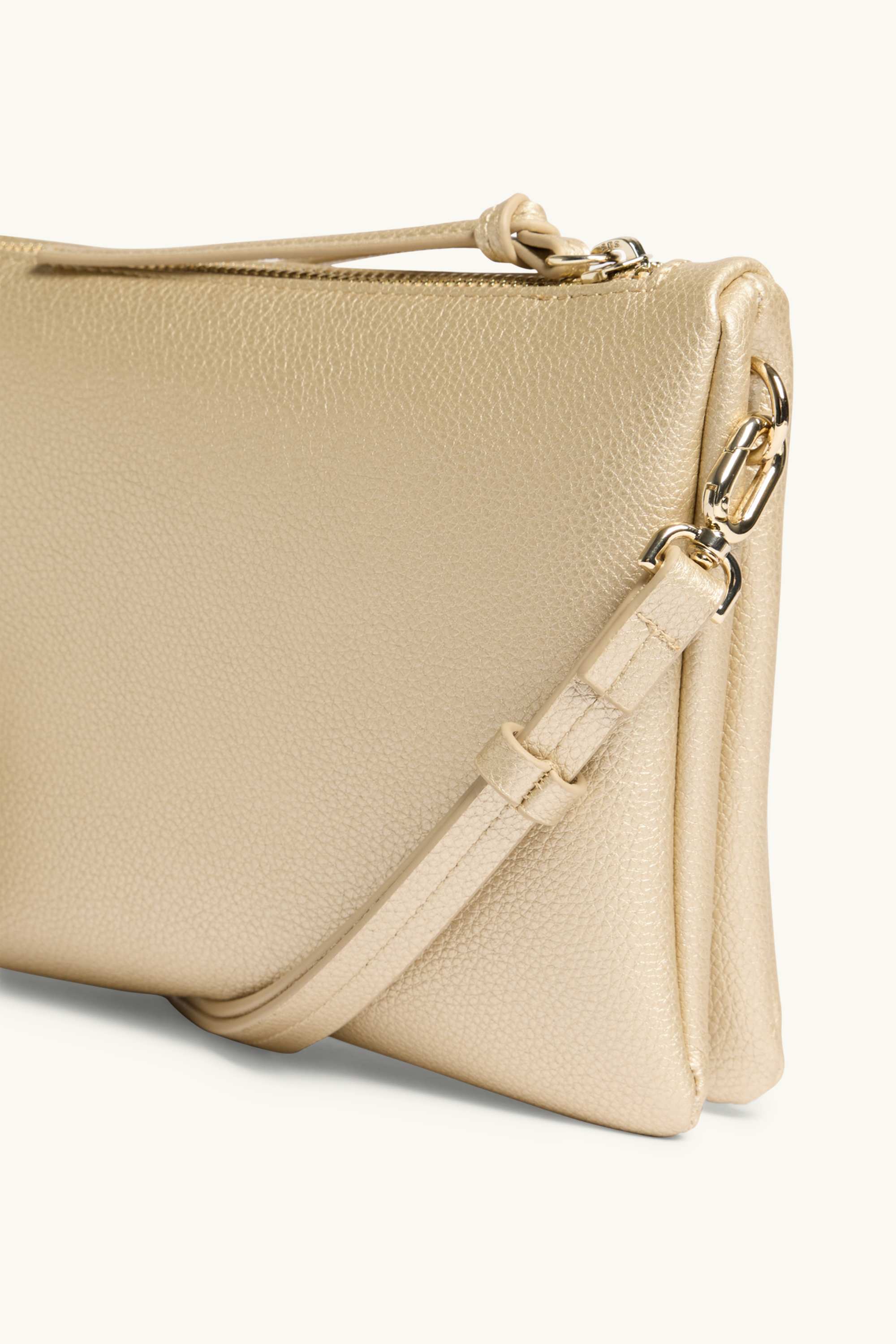 Crossbody bag with detachable bag strap - faux leather creme