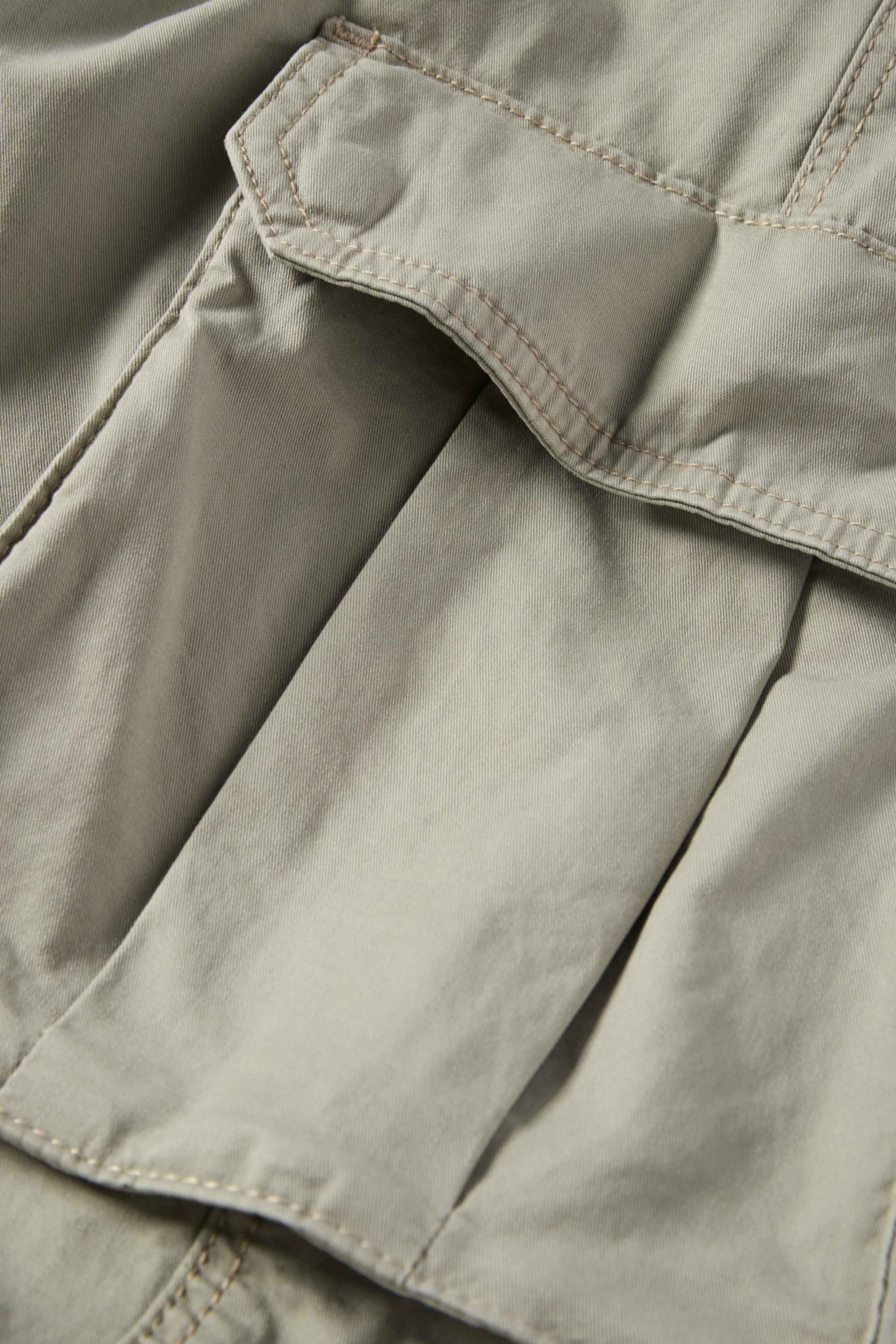 Cargo trousers green
