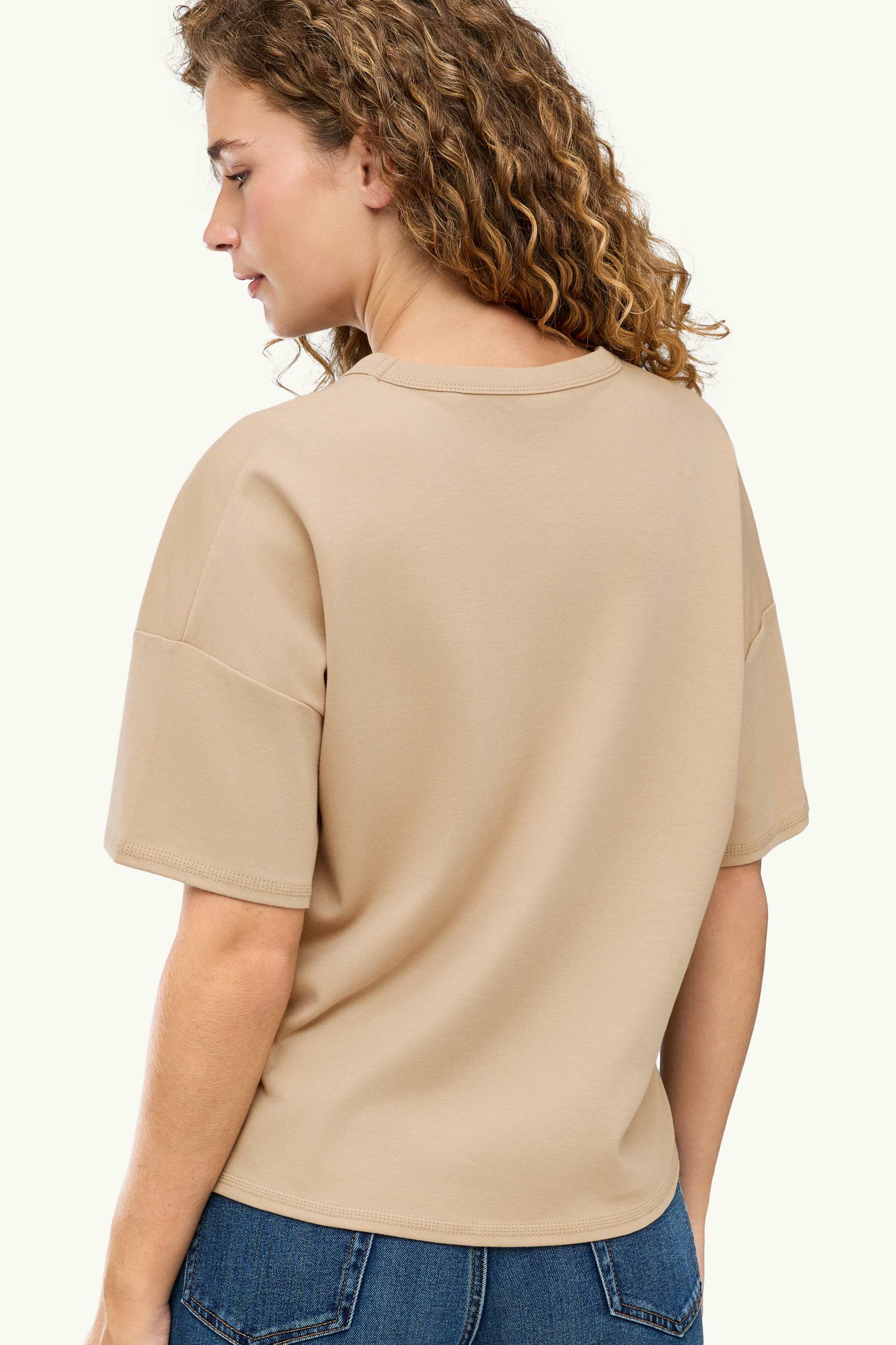 T-shirt - oversized beige