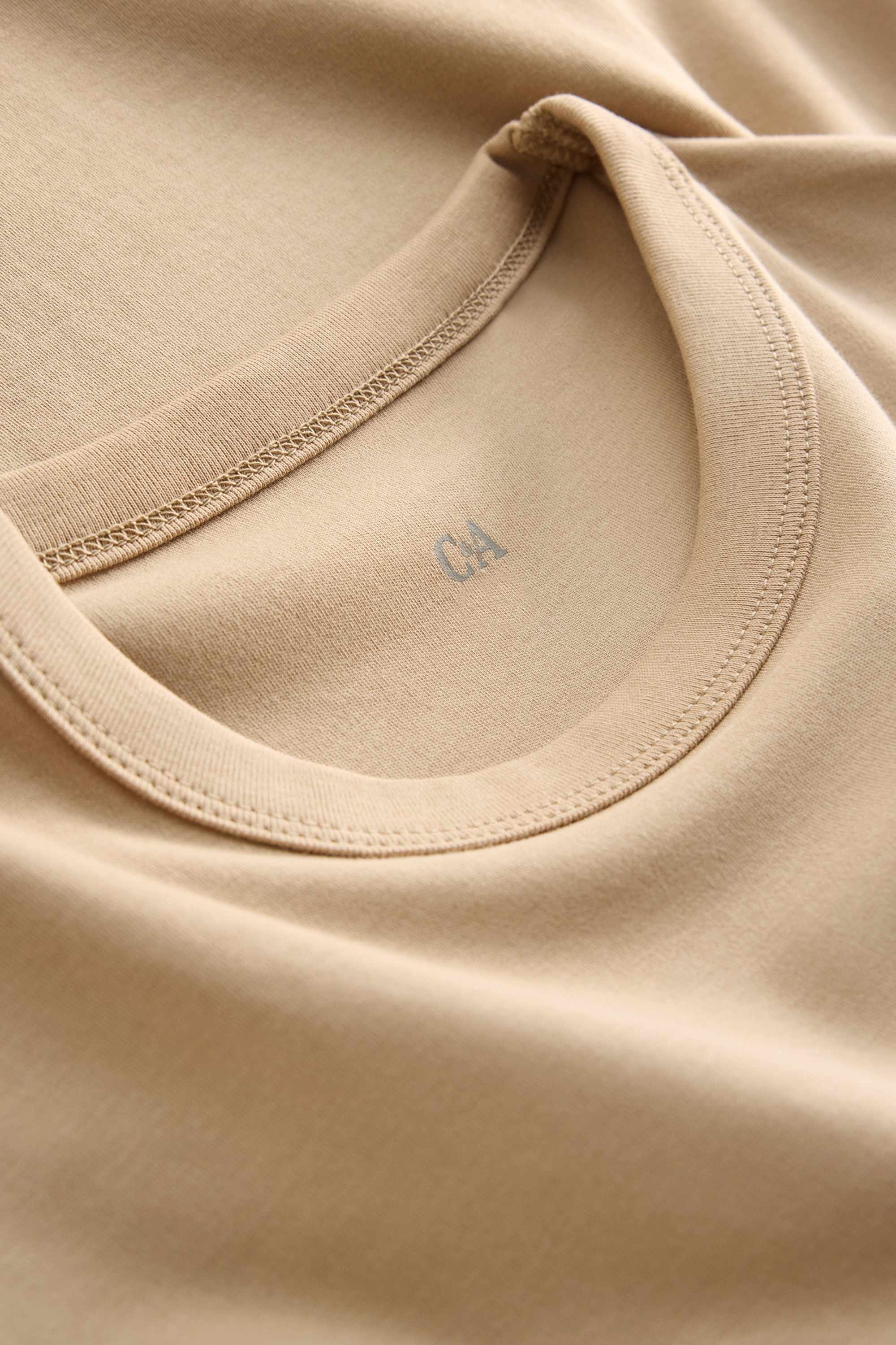 T-shirt - oversized beige