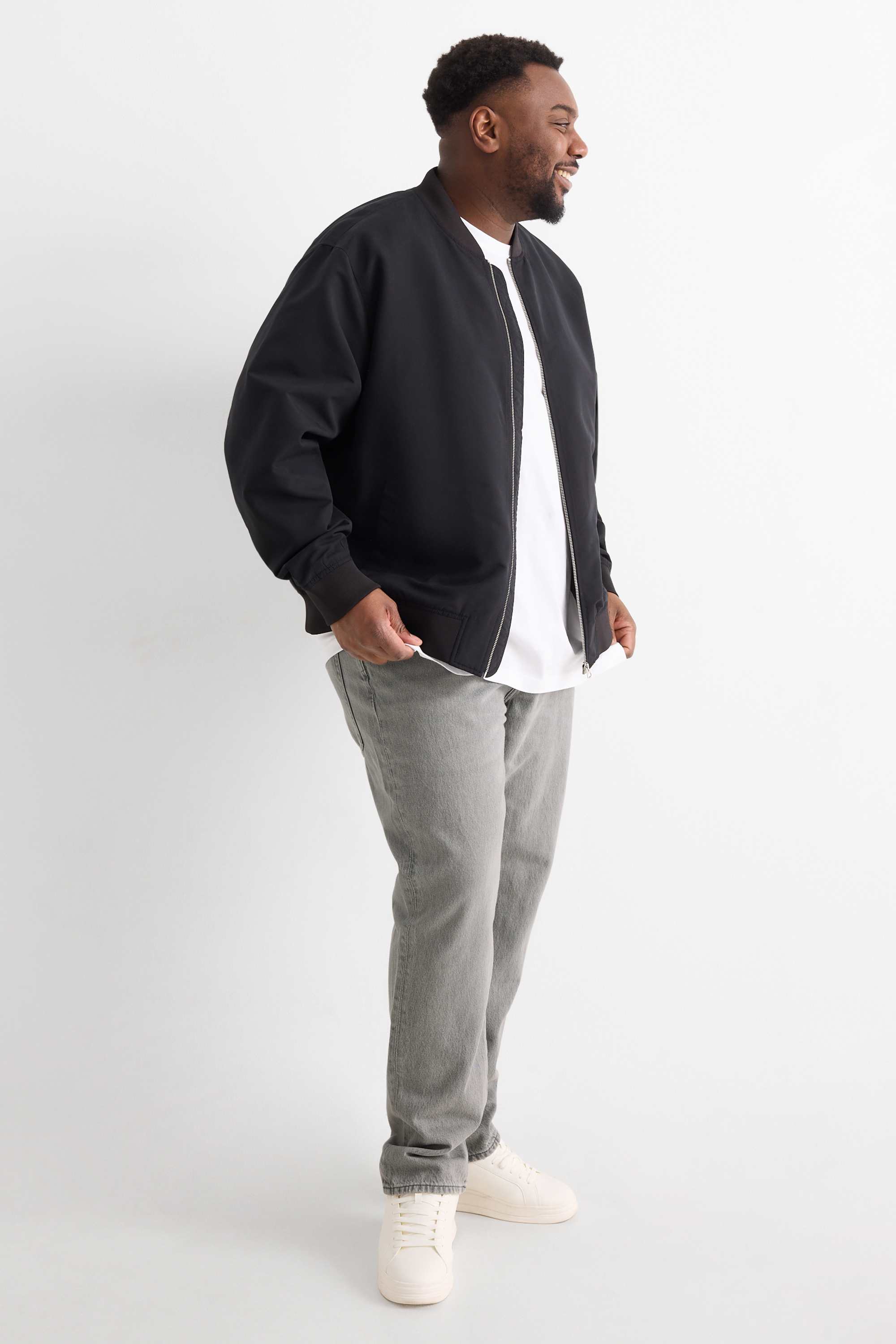 Straight jeans gray