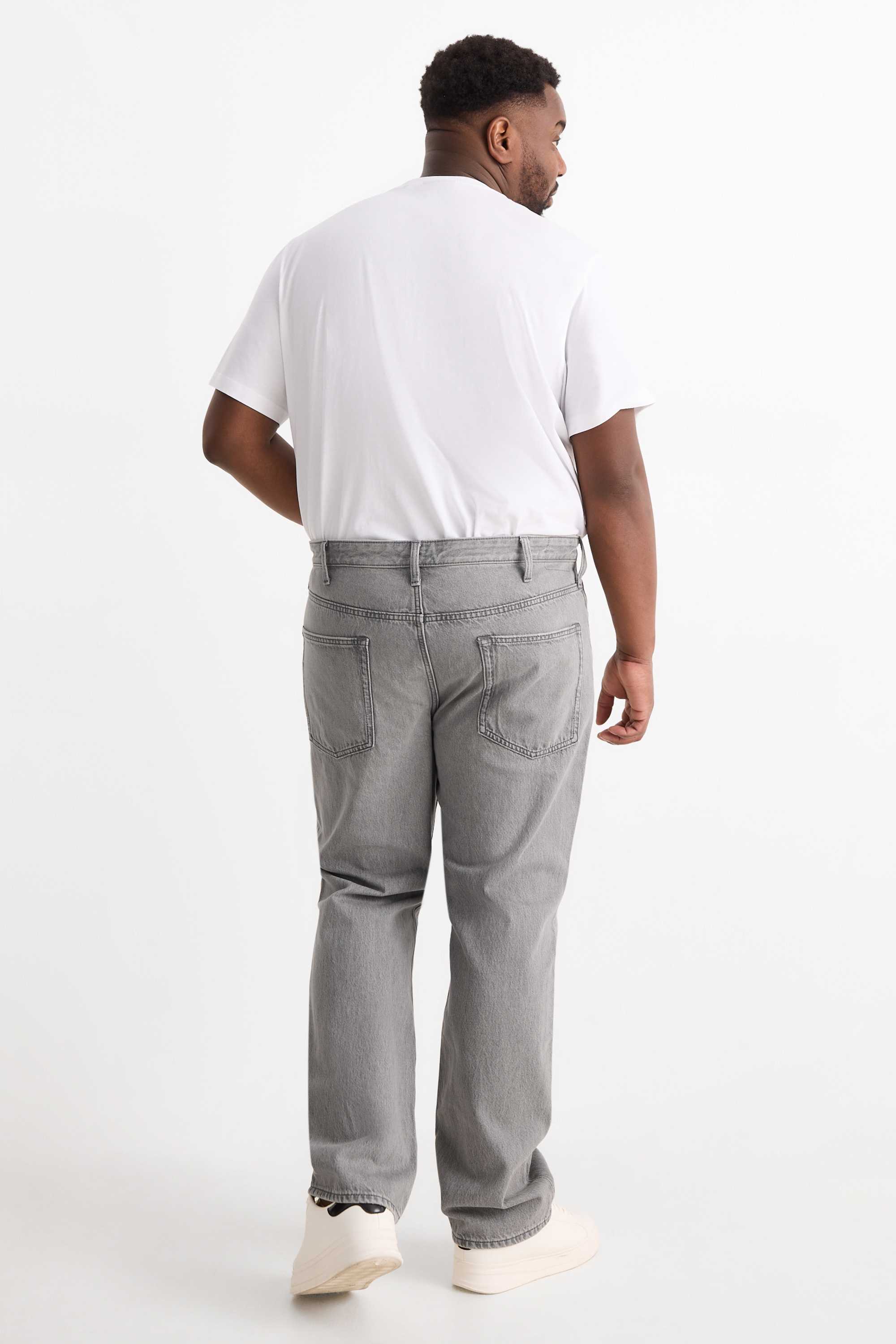 Straight jeans gray