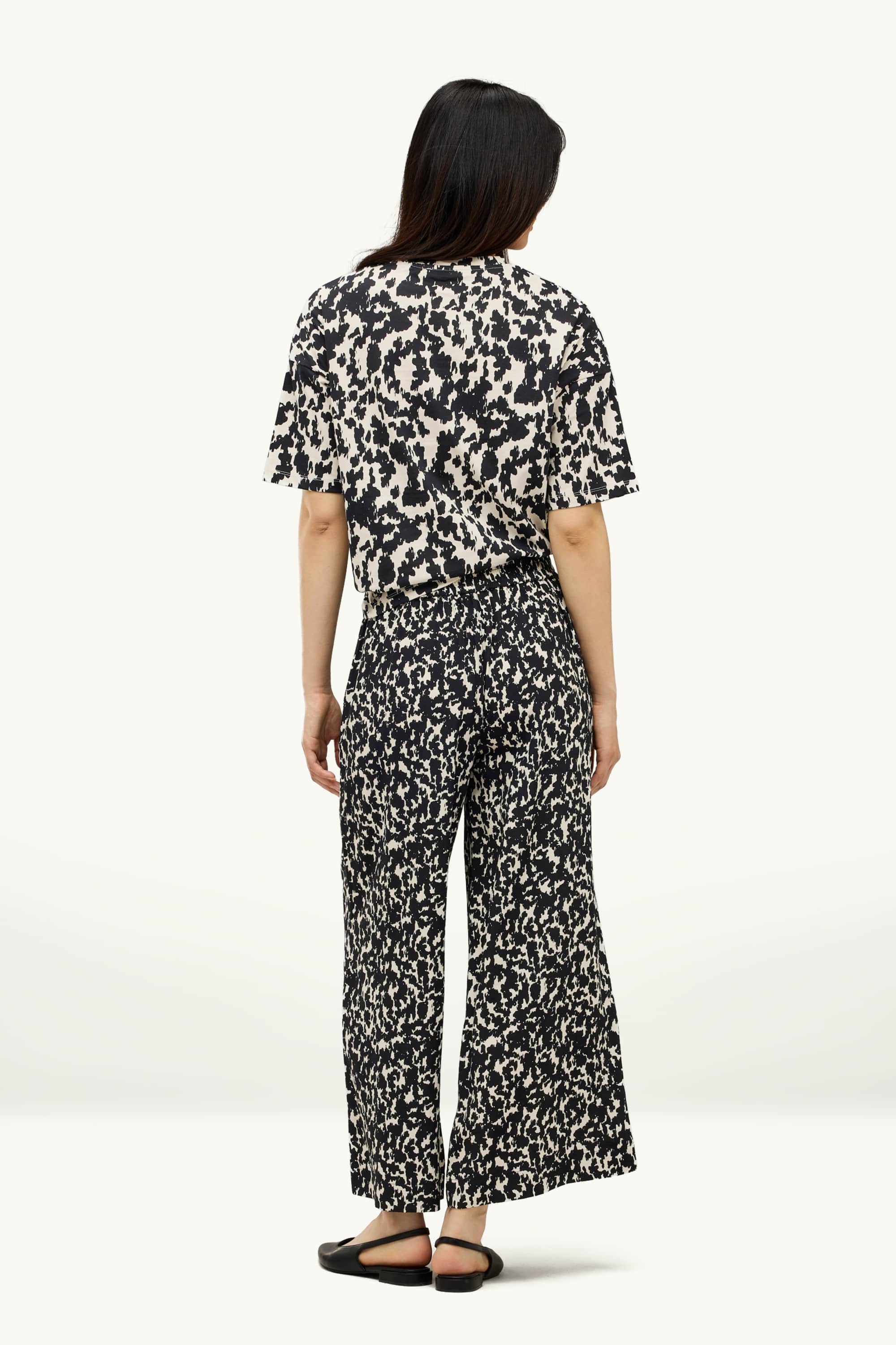 Cropped cloth trousers - mid-rise waist - wide leg - patterned black / beige