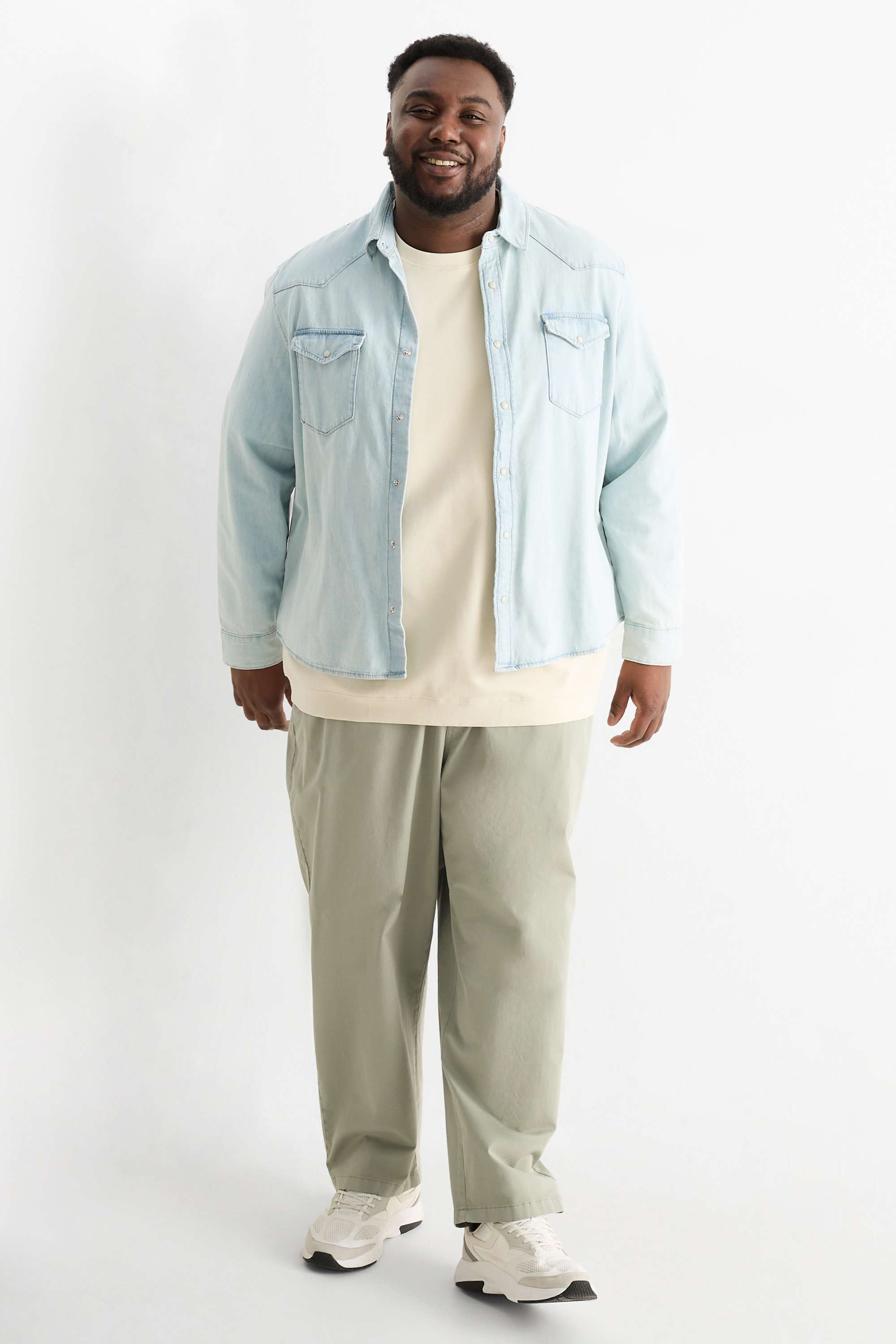 Chinos - relaxed fit light green
