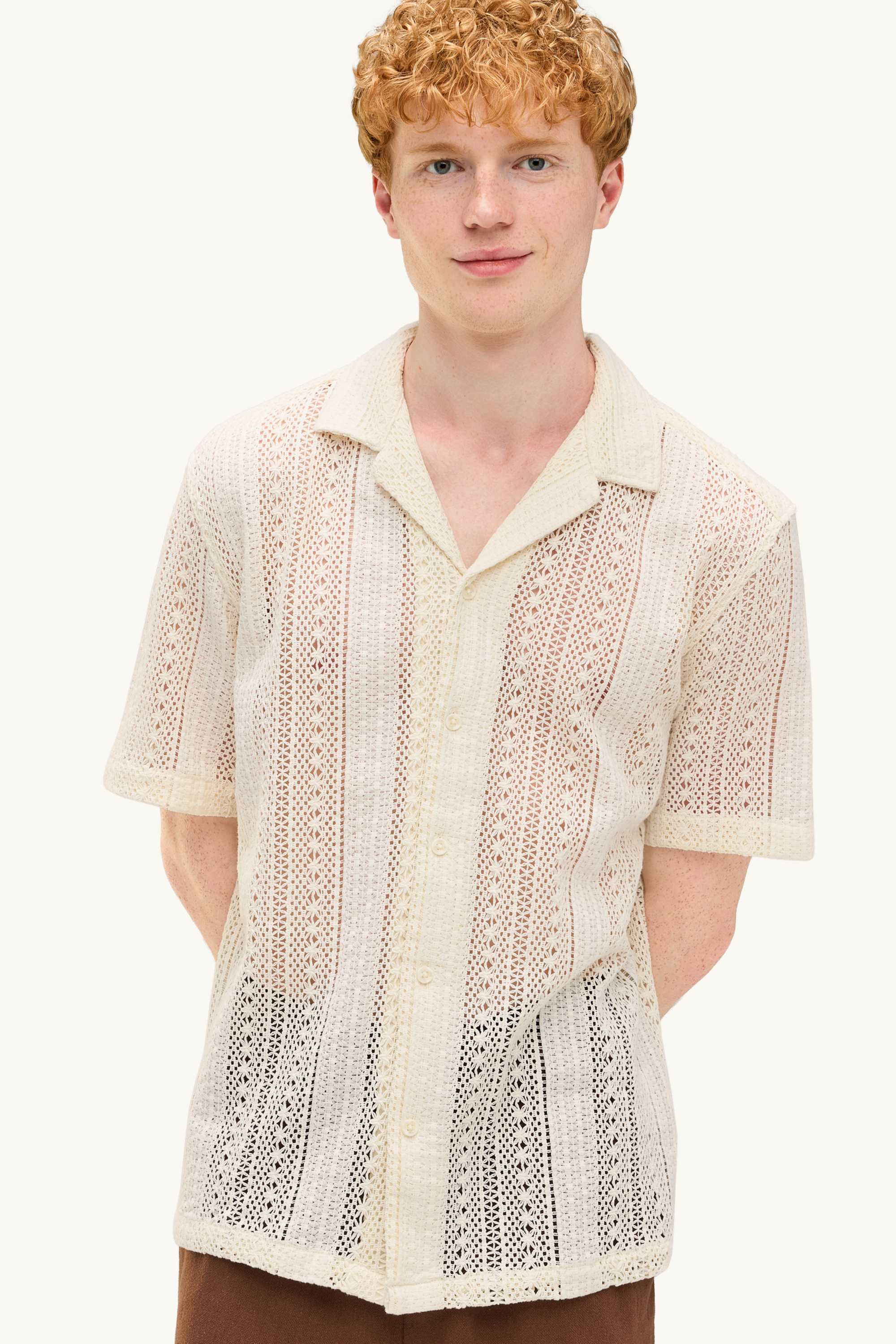 Knitted shirt - relaxed fit - lapel collar - striped creme