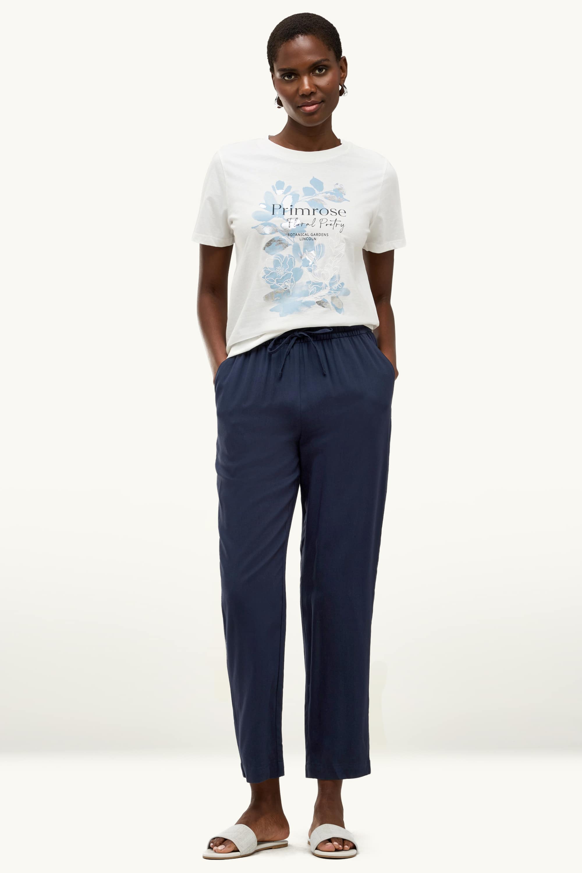 Cloth trousers - mid-rise waist - tapered fit dark blue