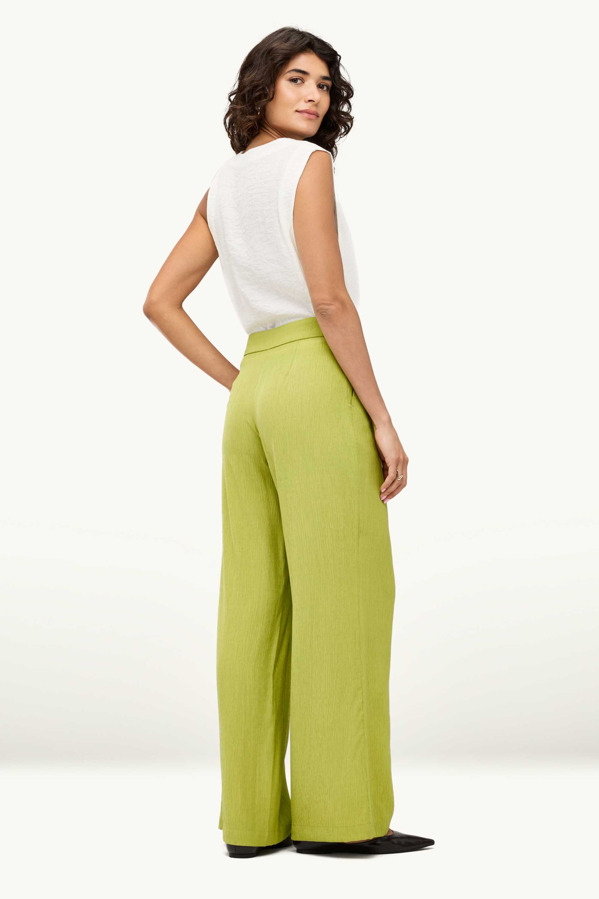 Cloth trousers - mid-rise waist - wide leg - textured light green
