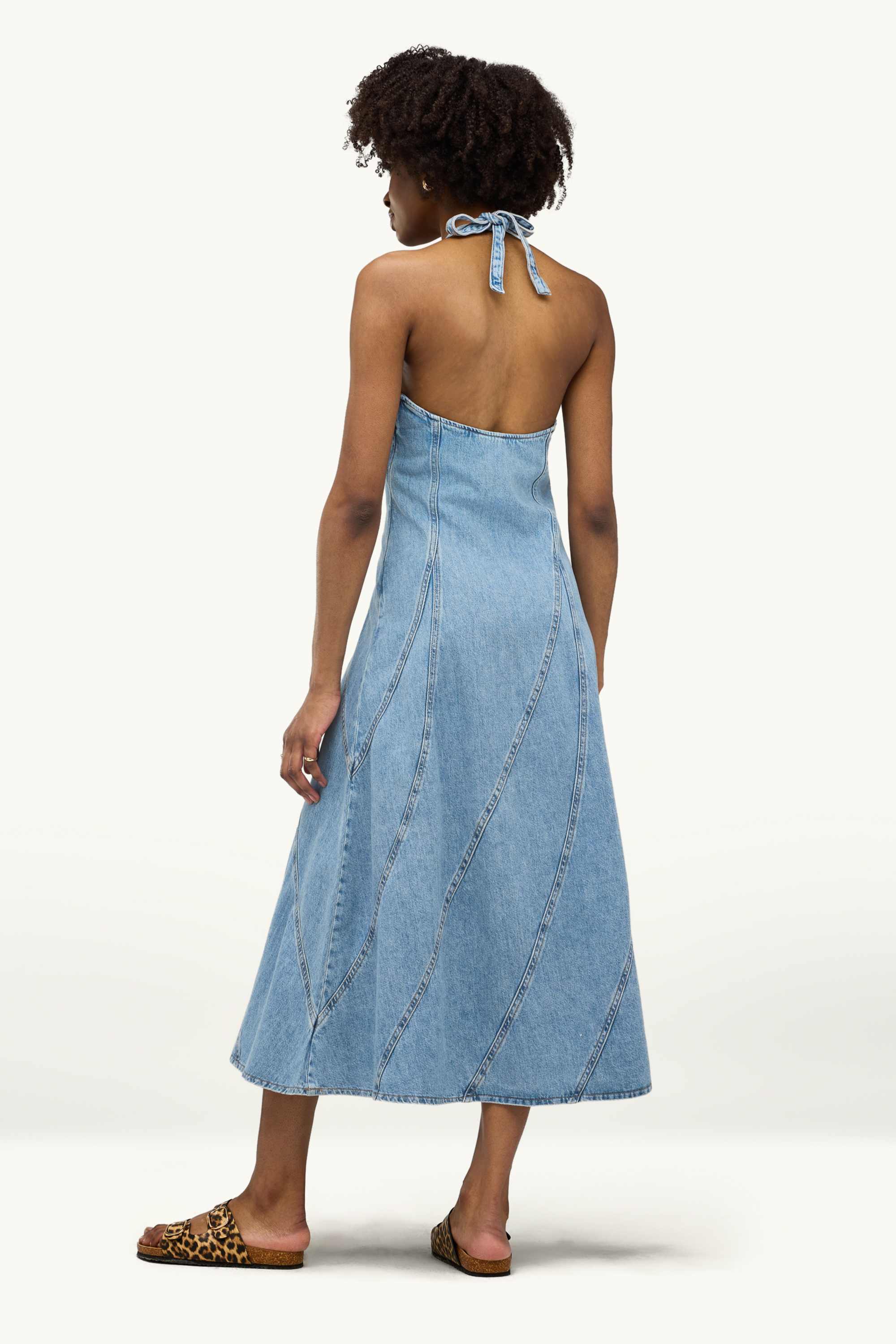 Denim dress with V-neck blue denim