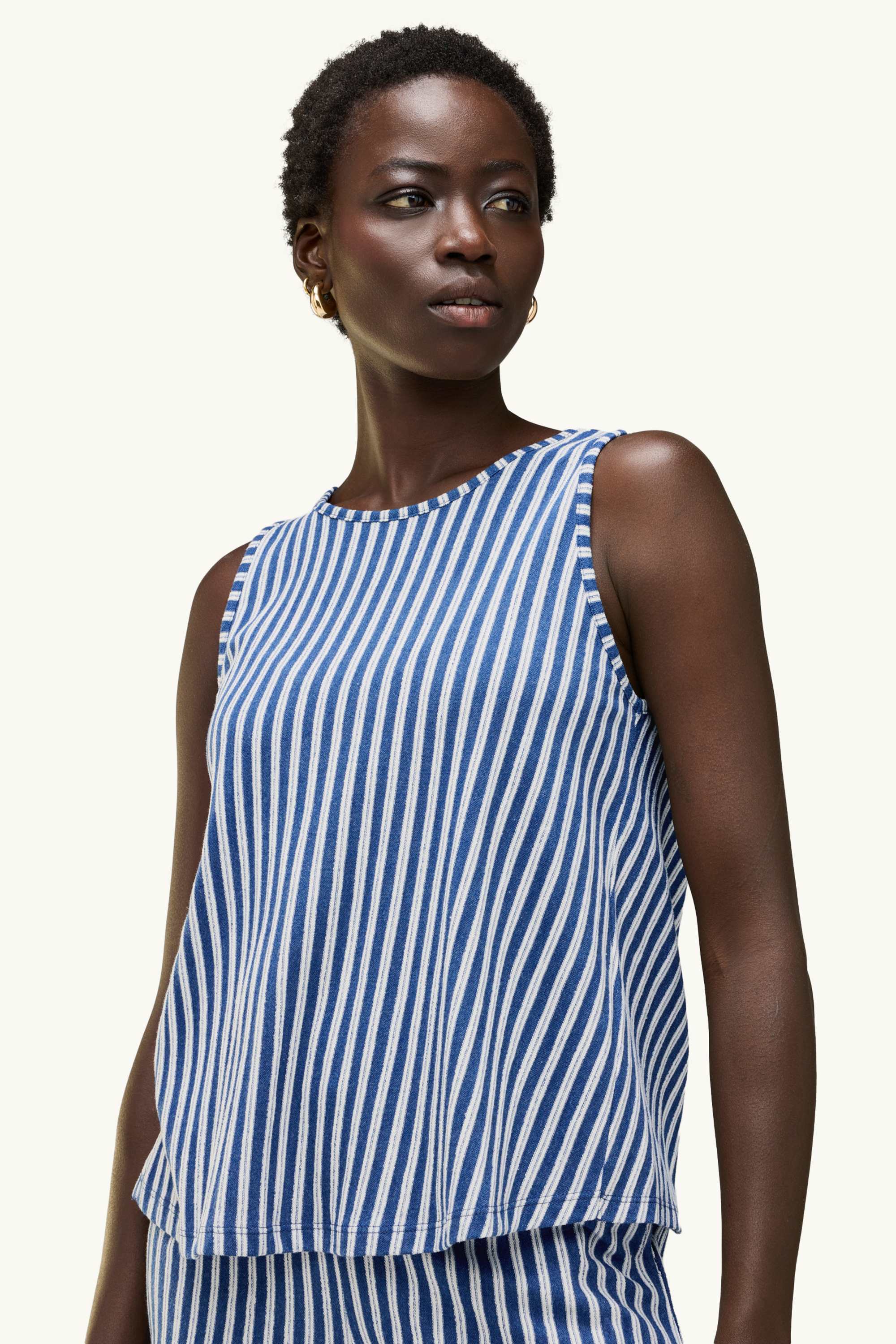 Top - striped blue / white