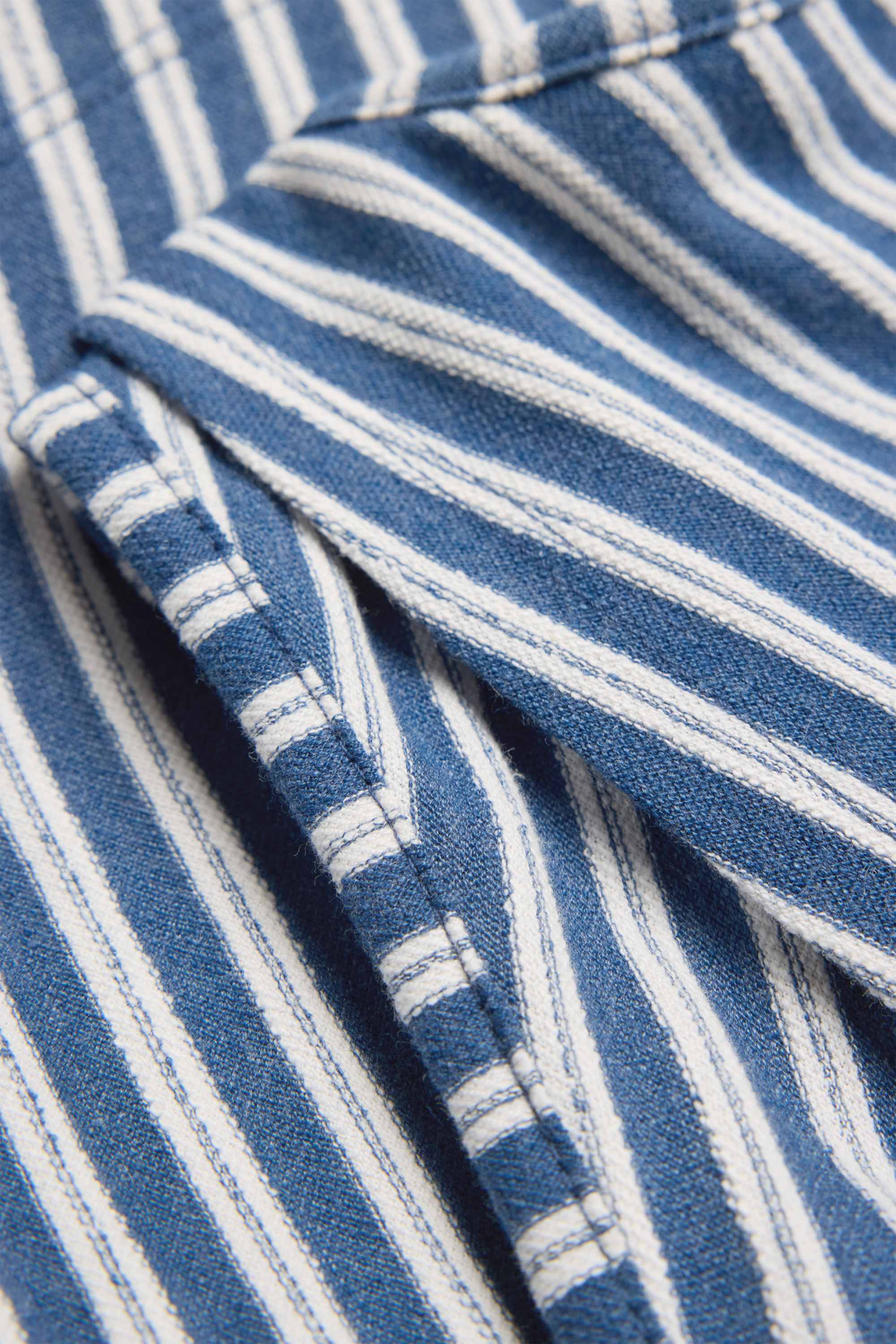 Top - striped blue / white