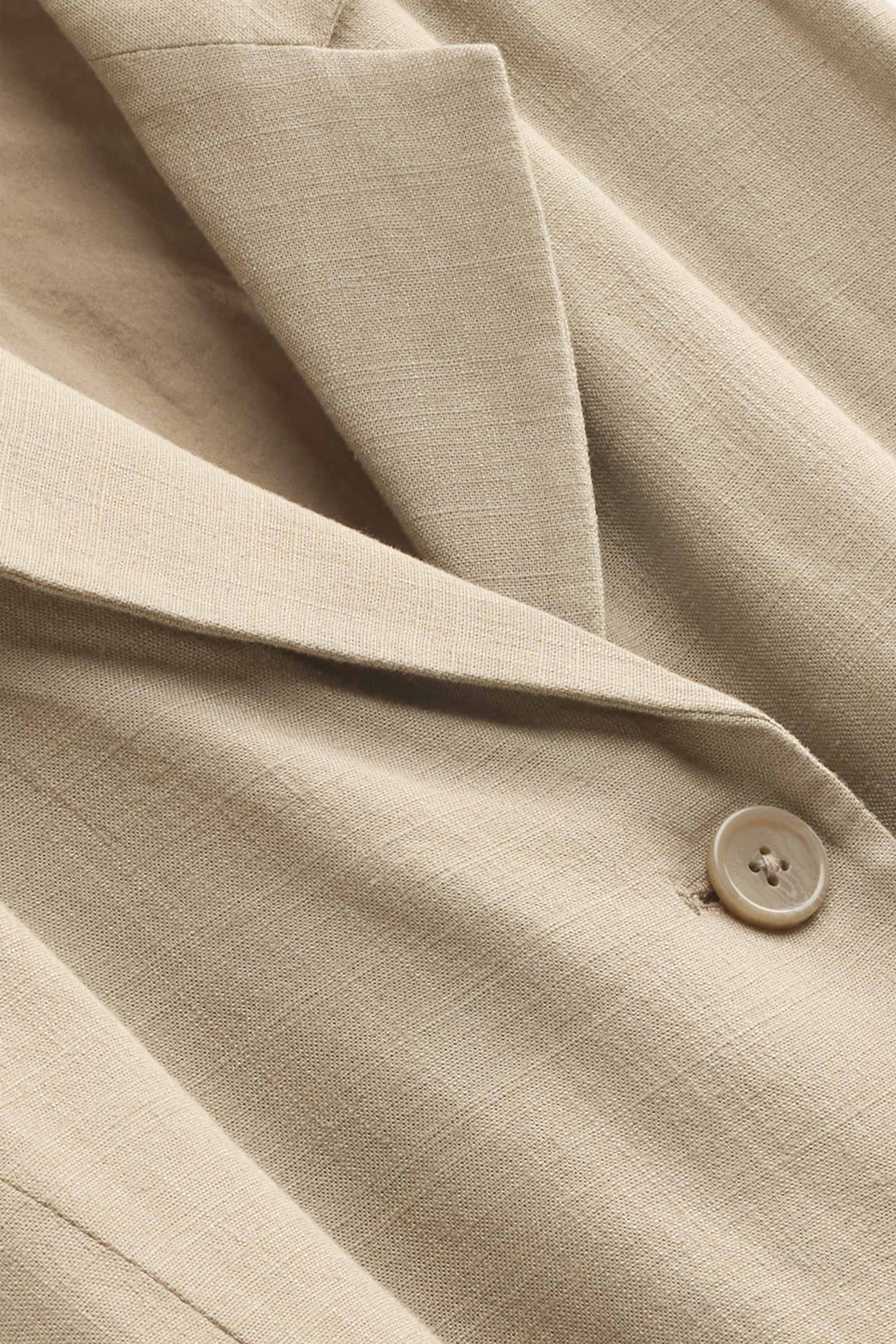 Waistcoat with linen content - fitted beige