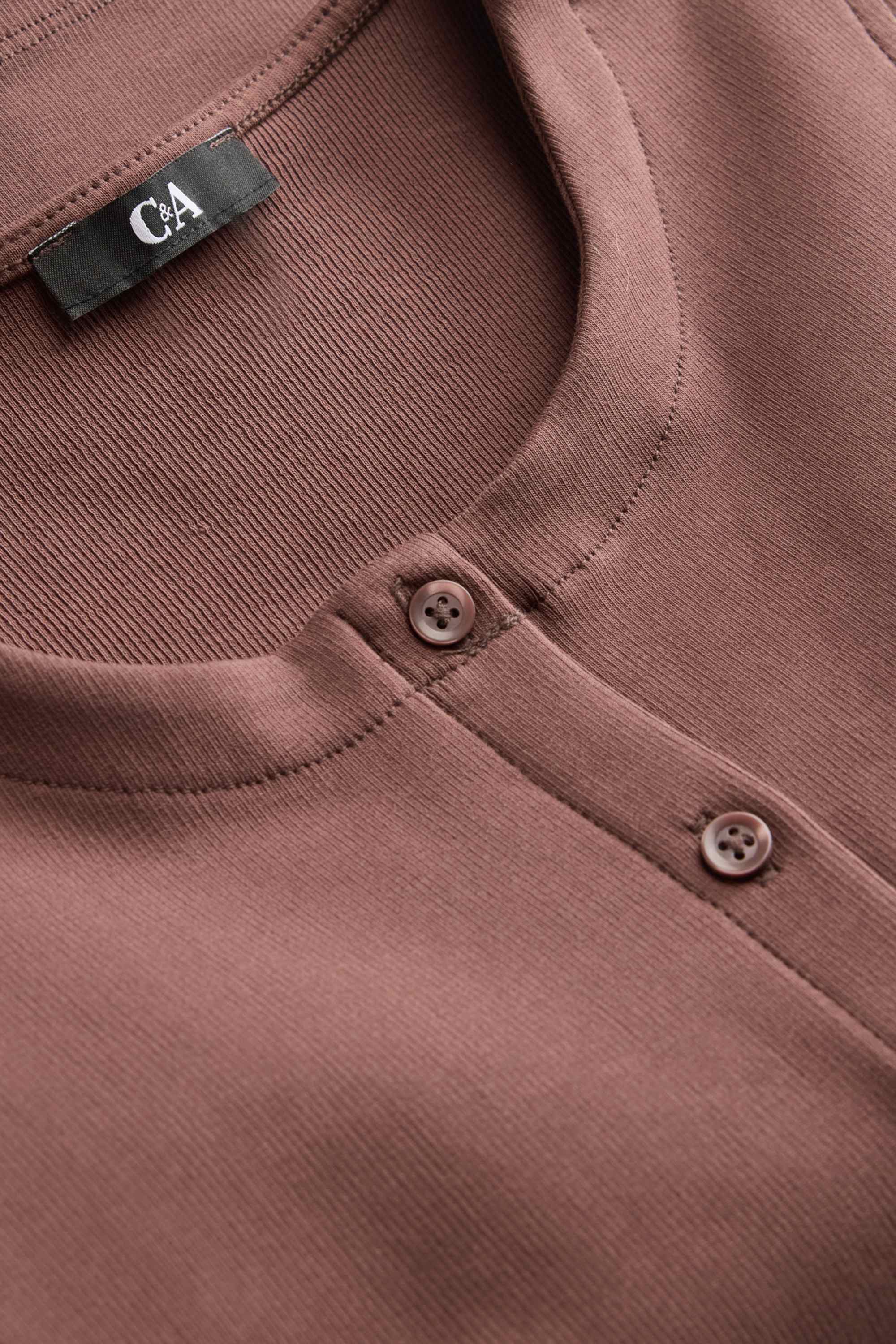 Top brown