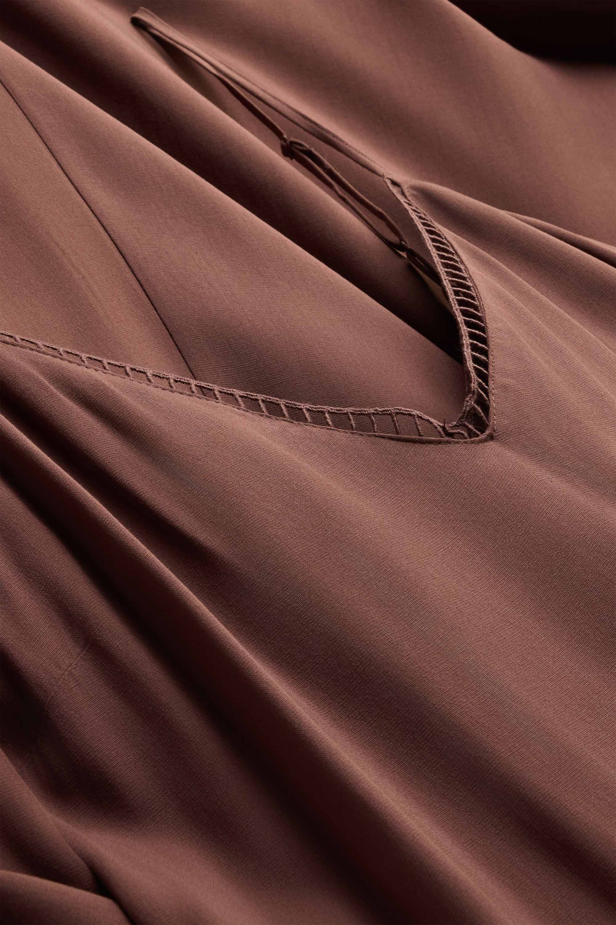 V-neck dress - straight fit brown