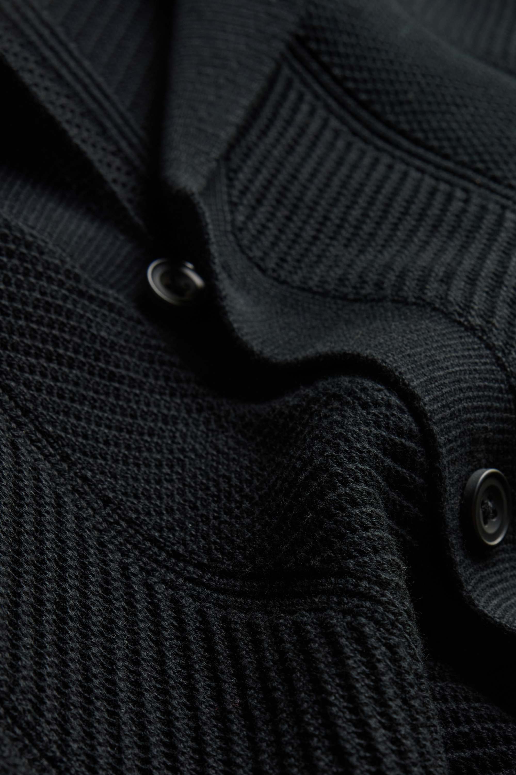 Knitted shirt - regular fit - lapel collar - textured black