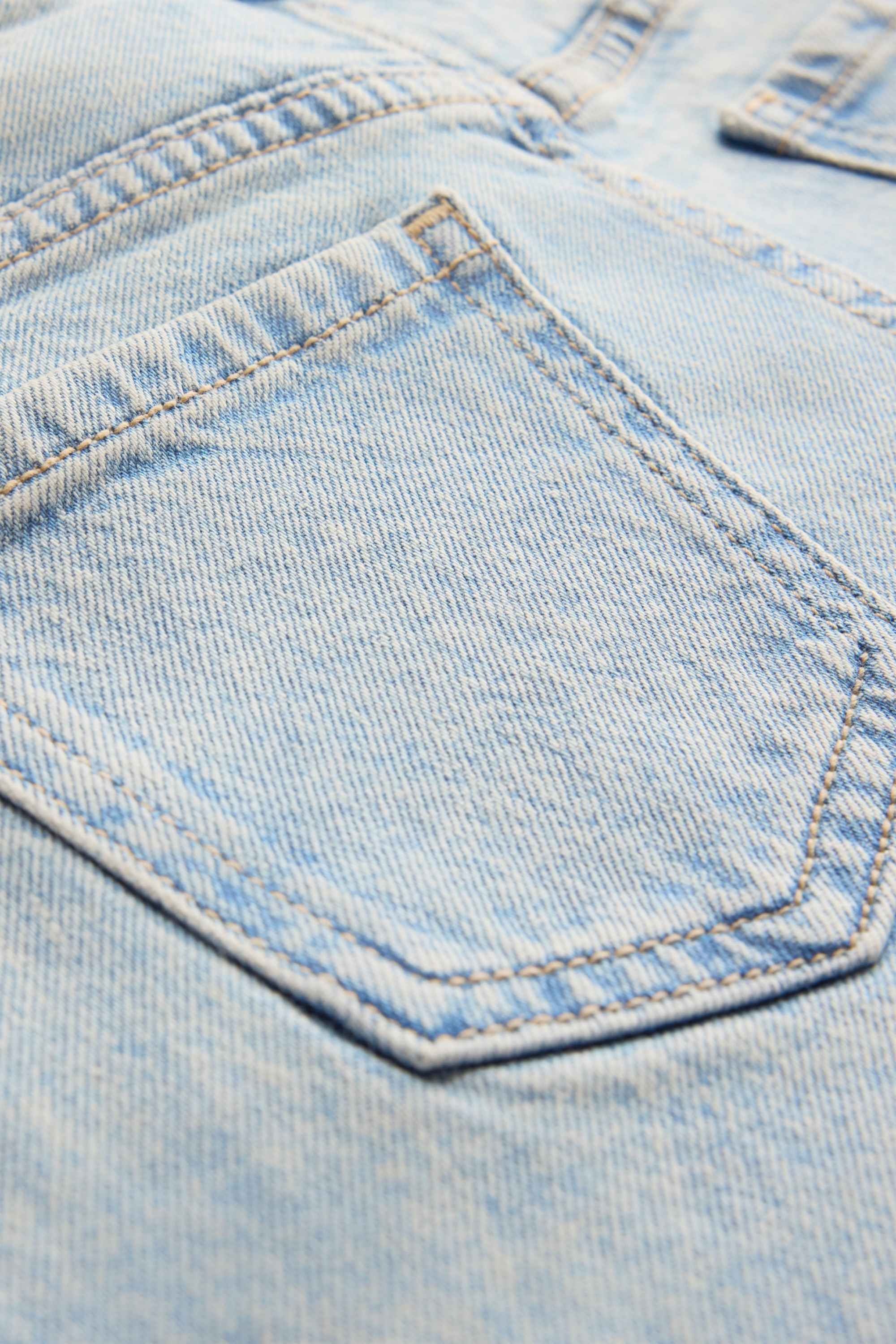 Denim shorts light blue