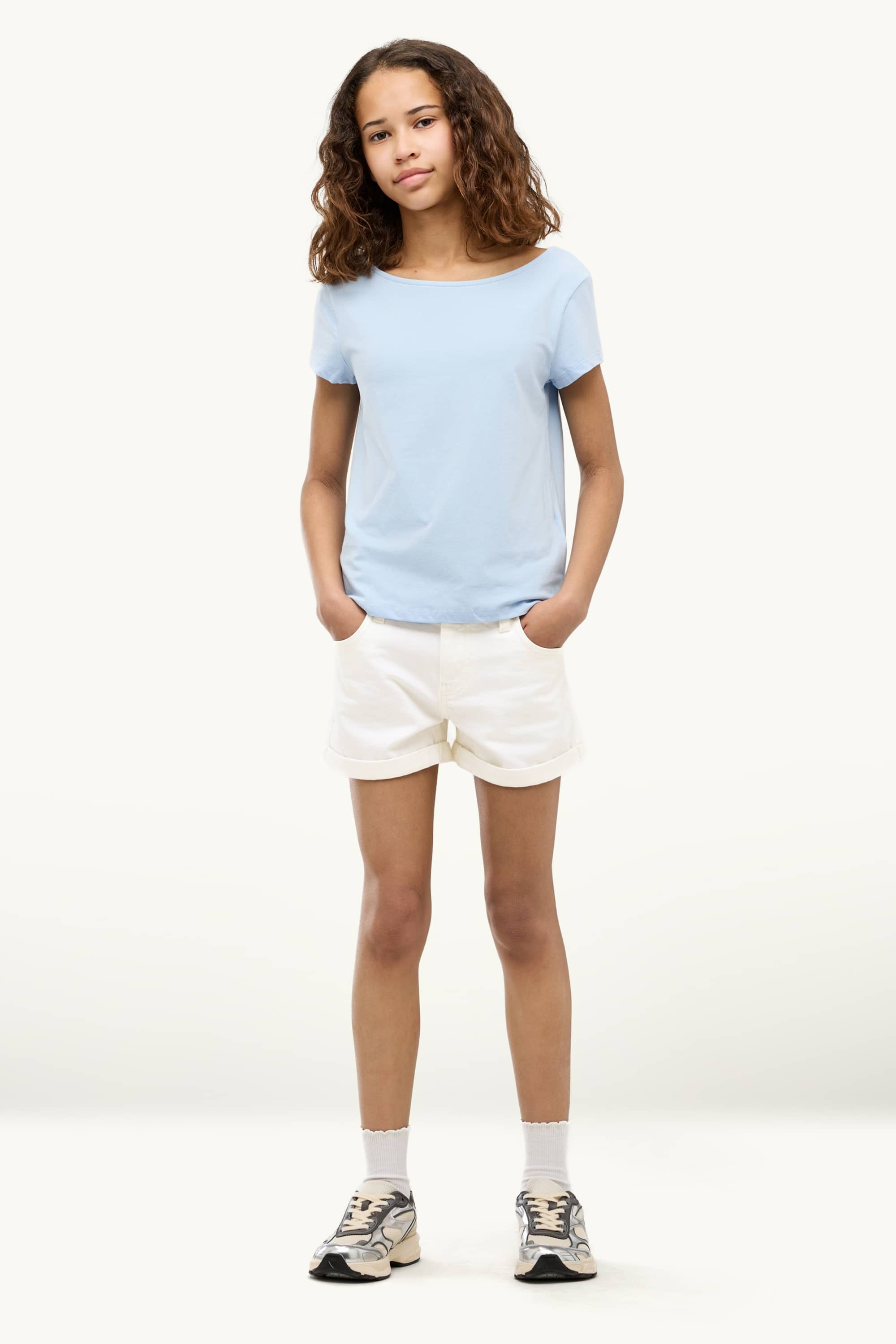 Denim shorts white