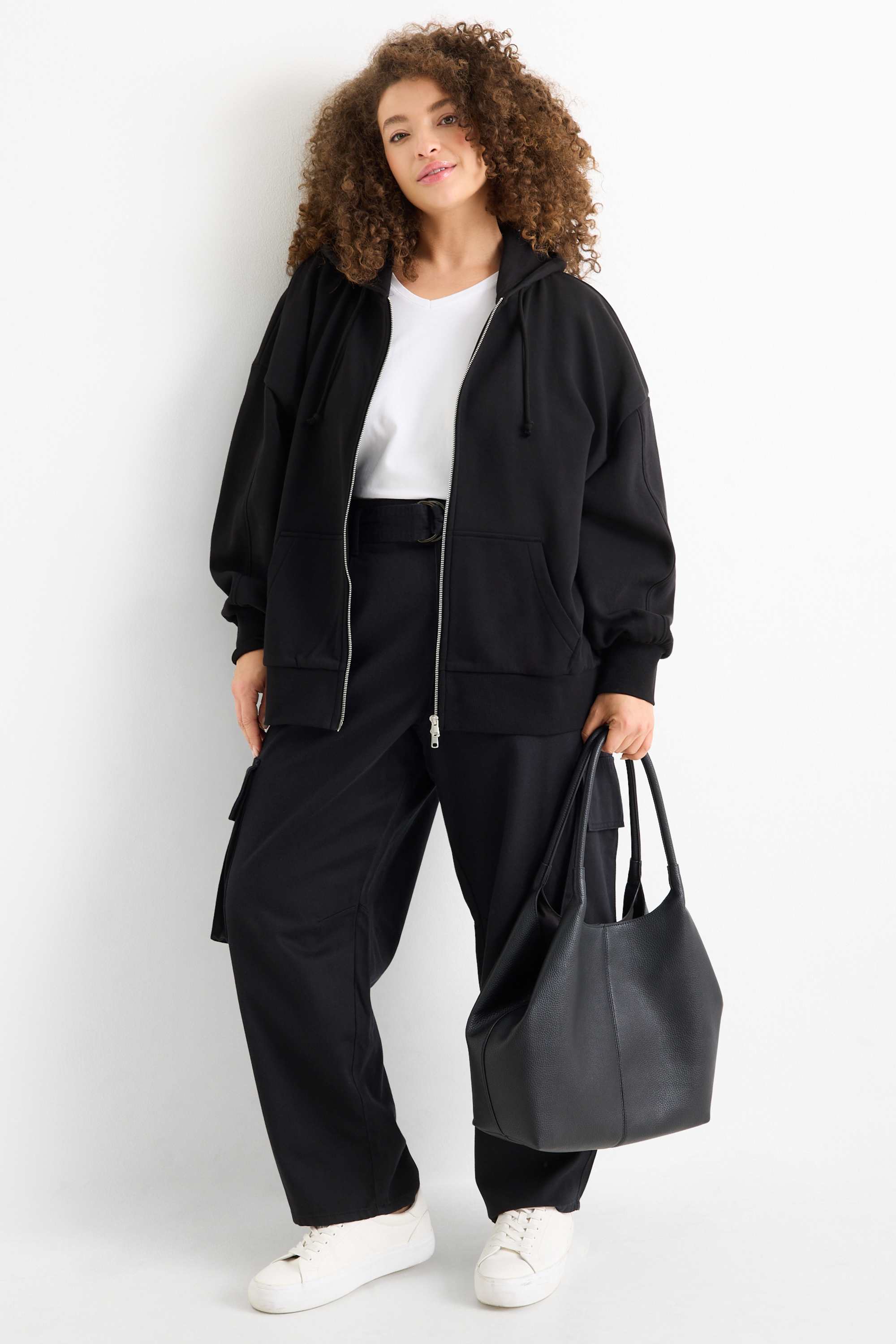 Zip-through hoodie black