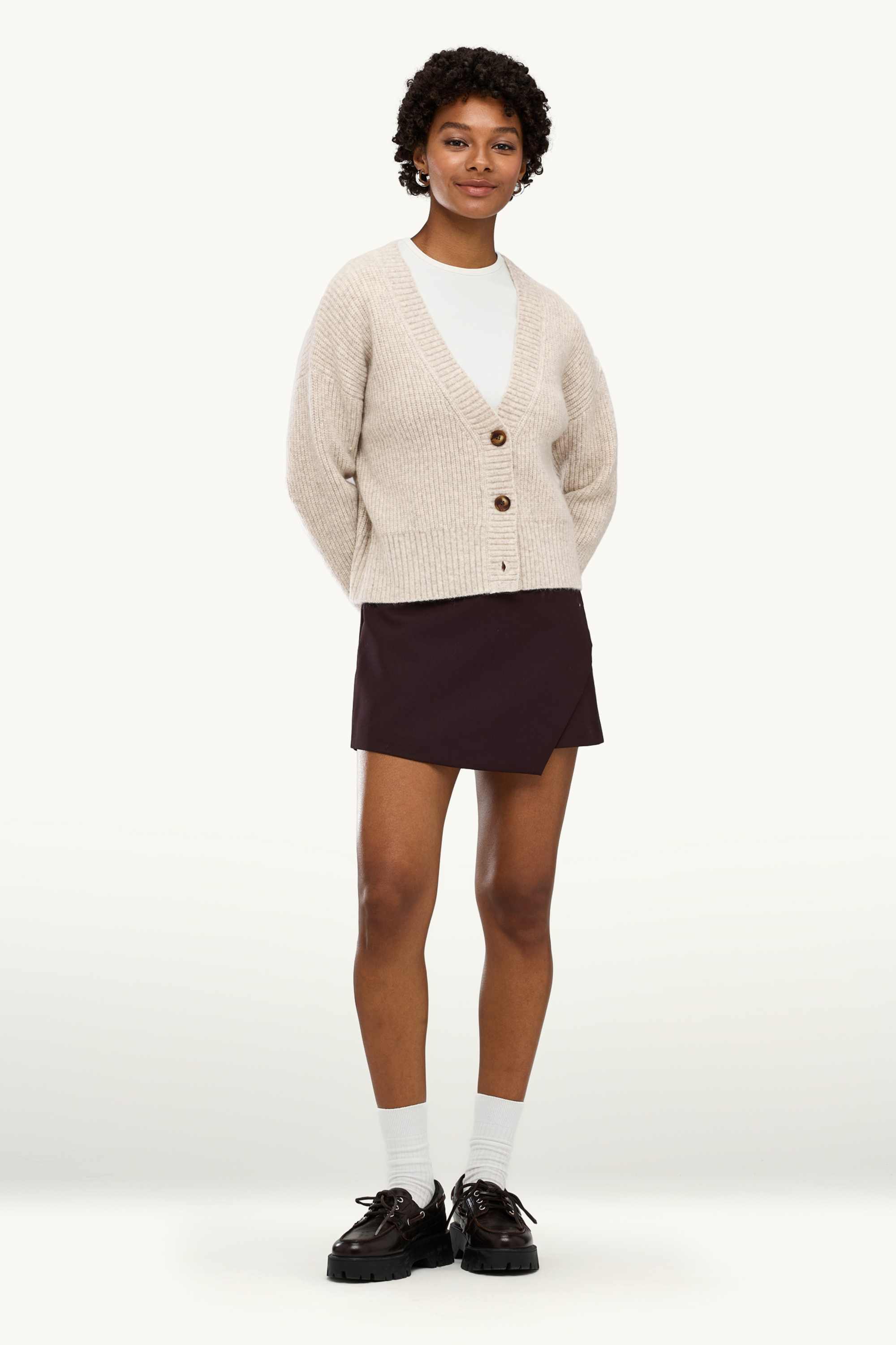 Cardigan - ribbed beige