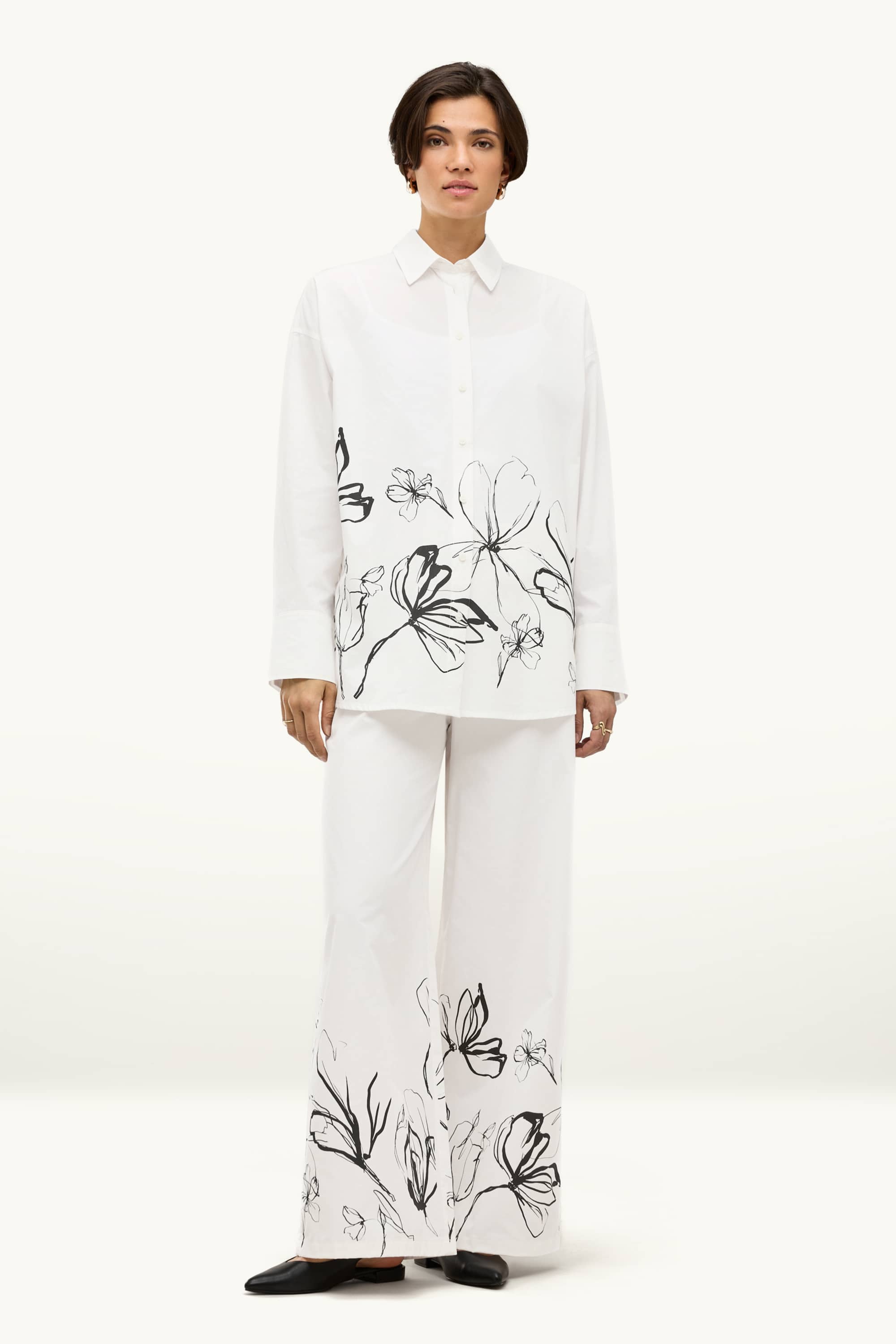 Cloth trousers - high waist - wide leg white