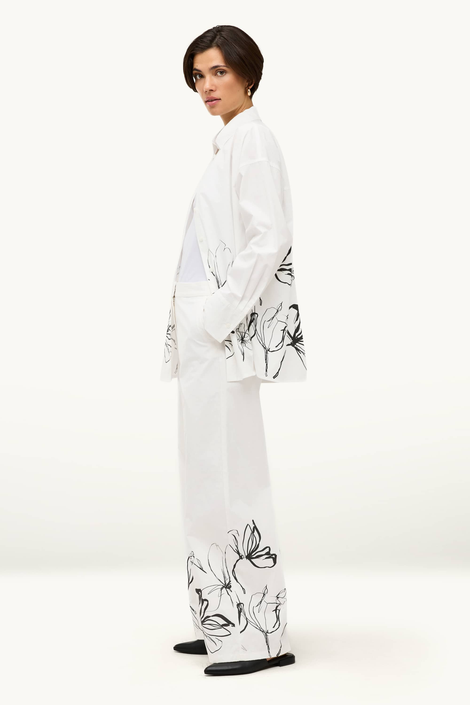 Cloth trousers - high waist - wide leg white