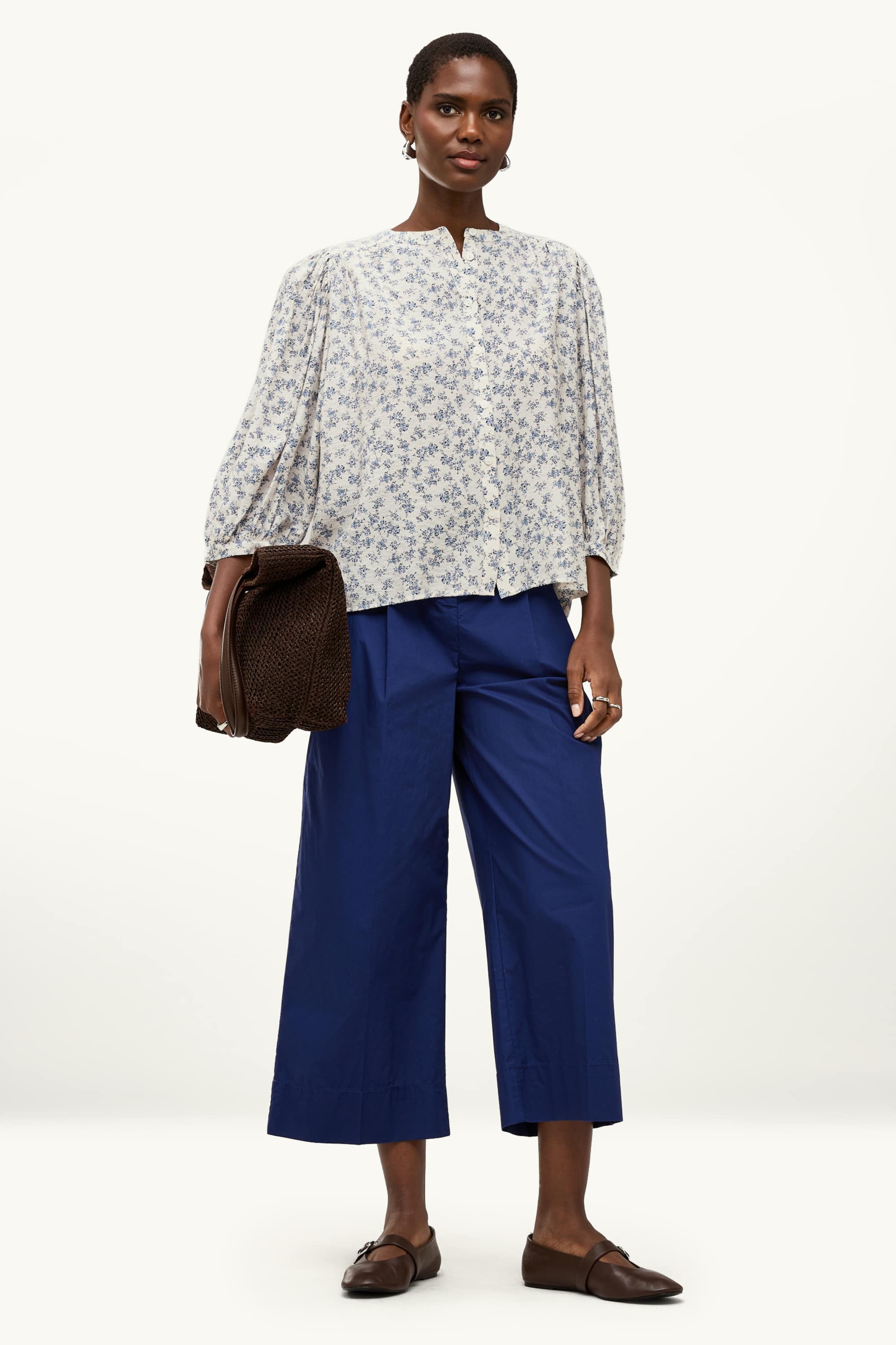Blouse - floral blue / white (1)
