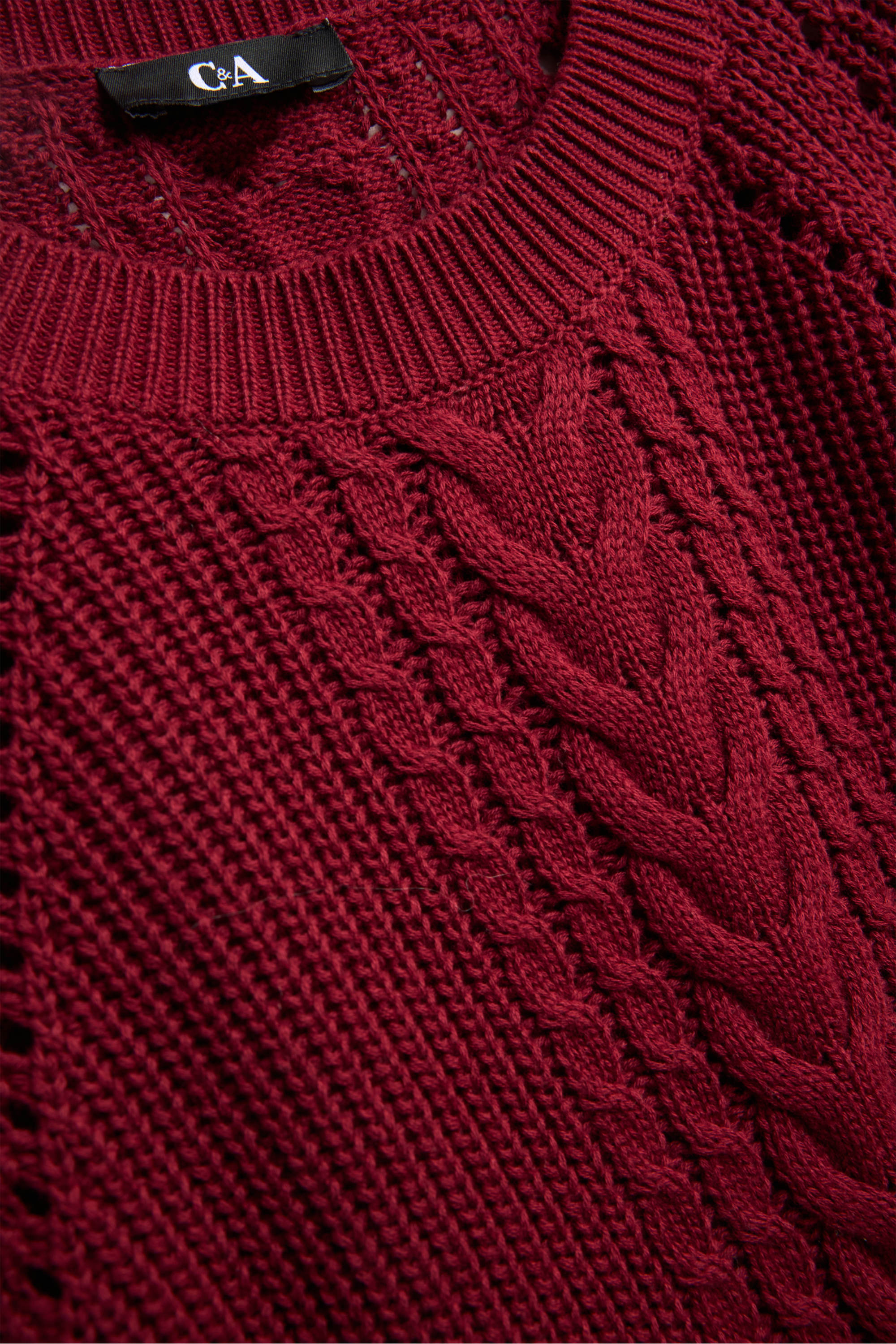 Jumper - cable knit pattern - ribbed red