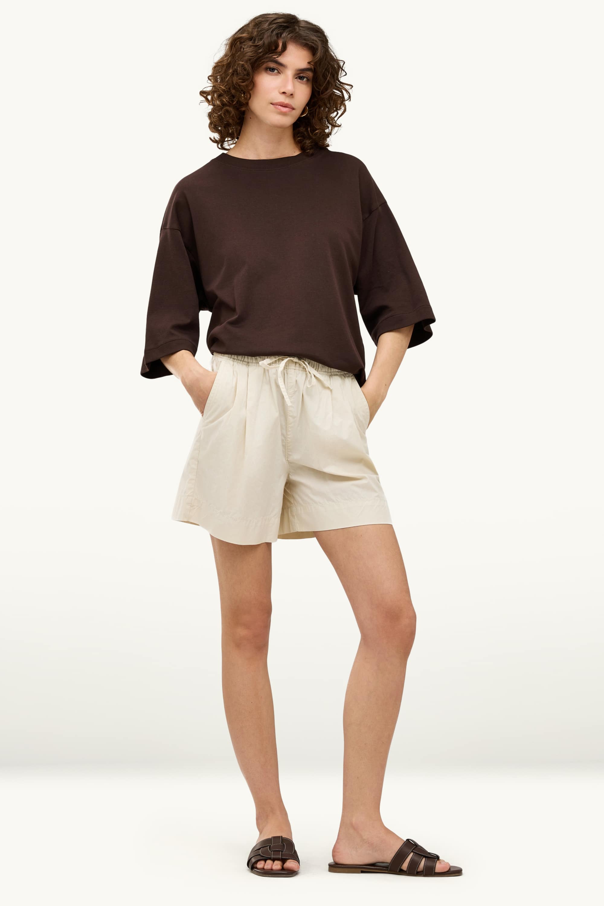 T-shirt - oversized brown