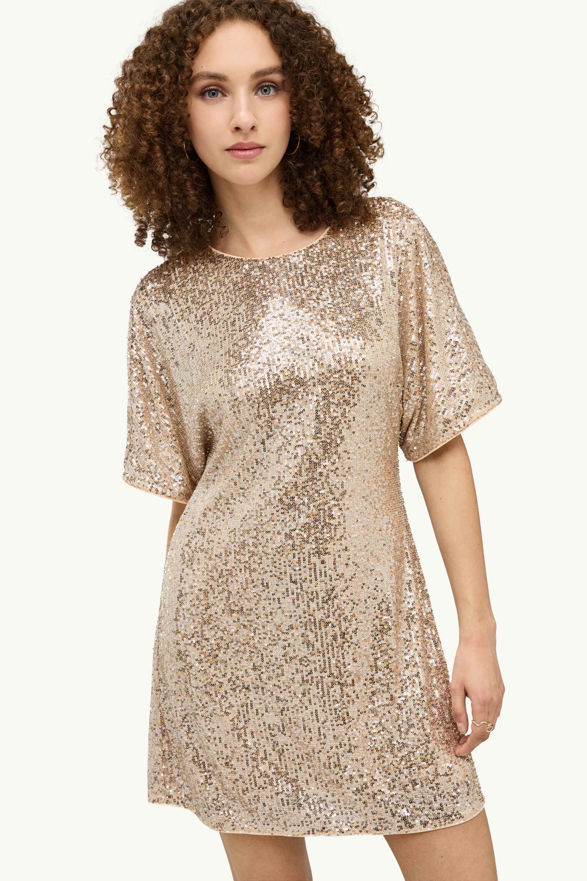 Sequin dress creme