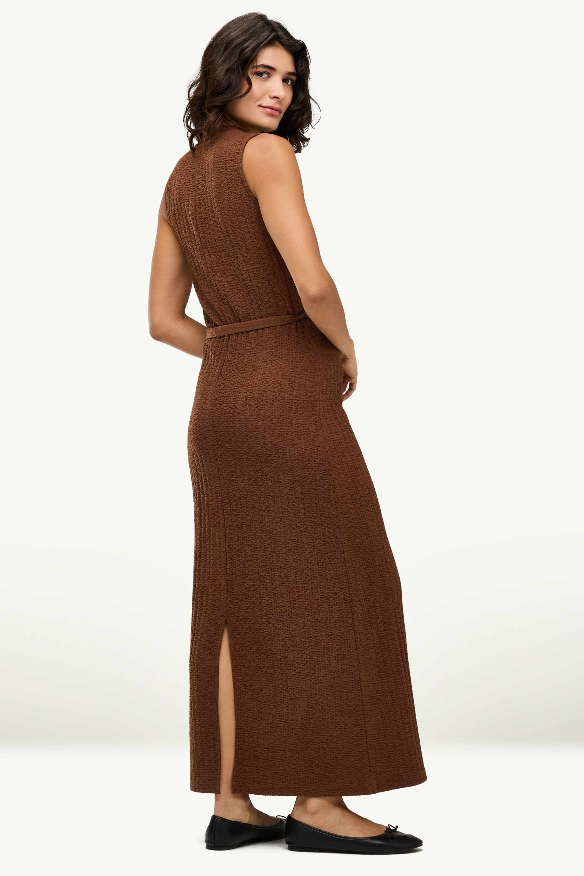Dress with belt - straight fit brown