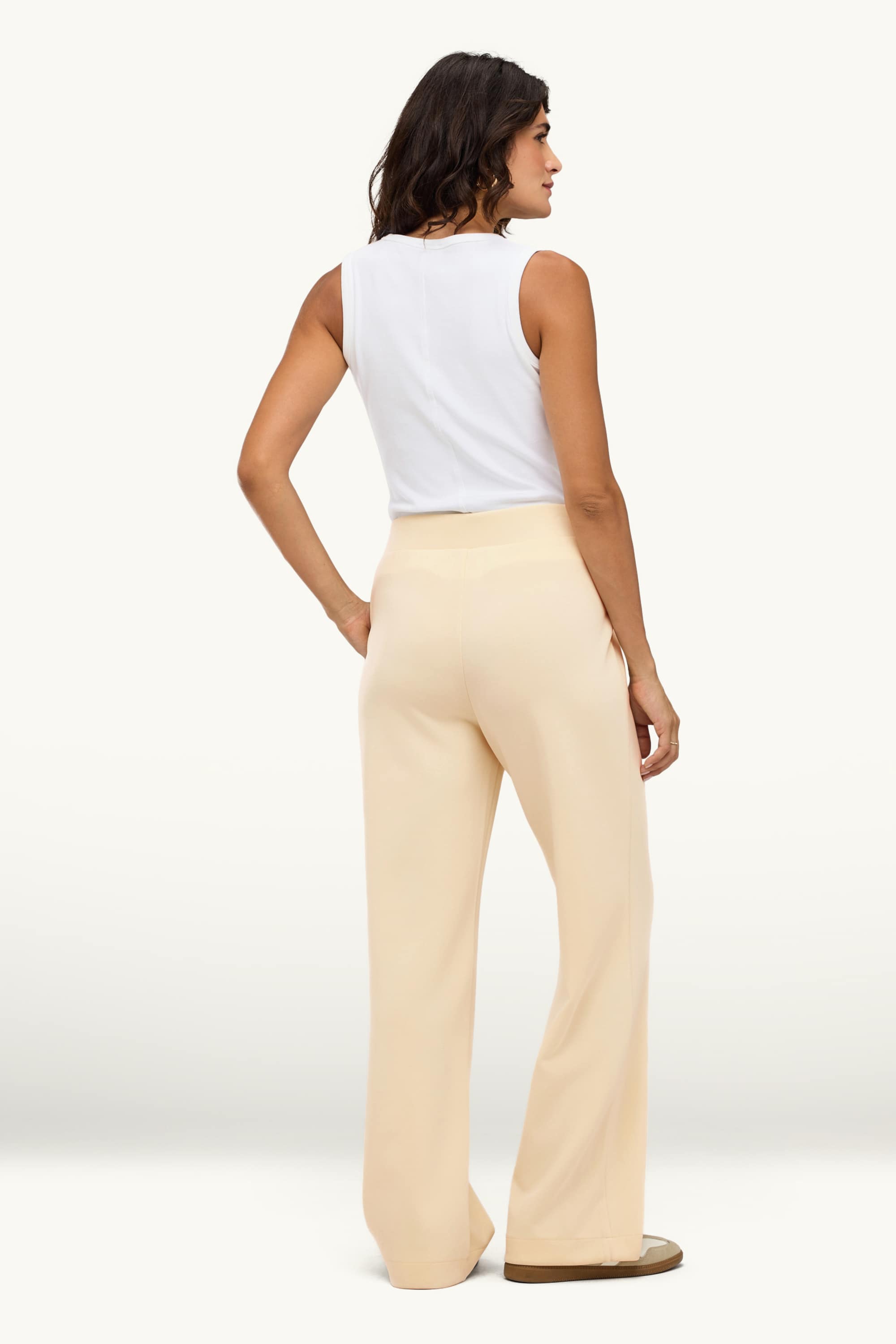 Joggers yellow
