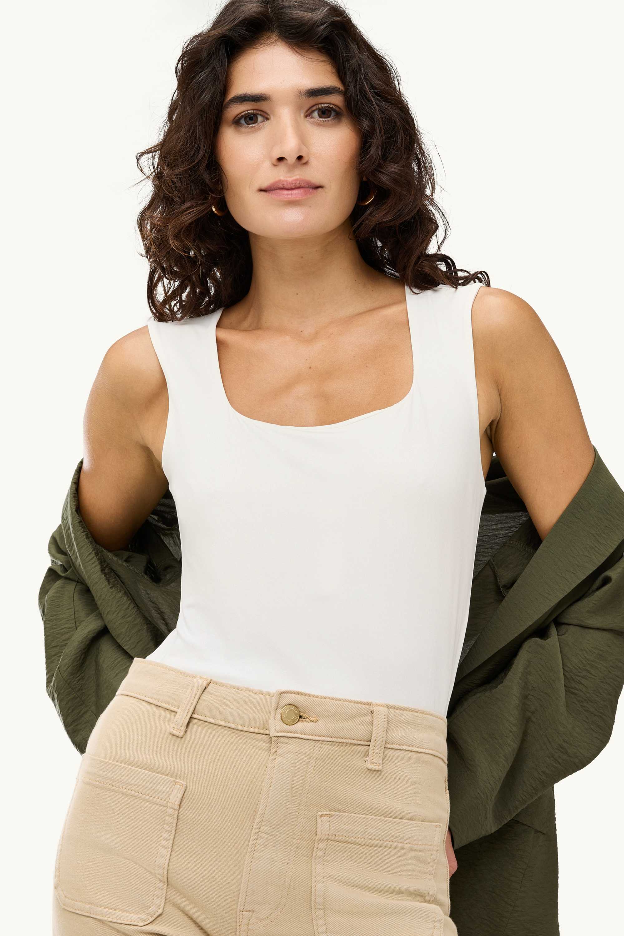 Top white