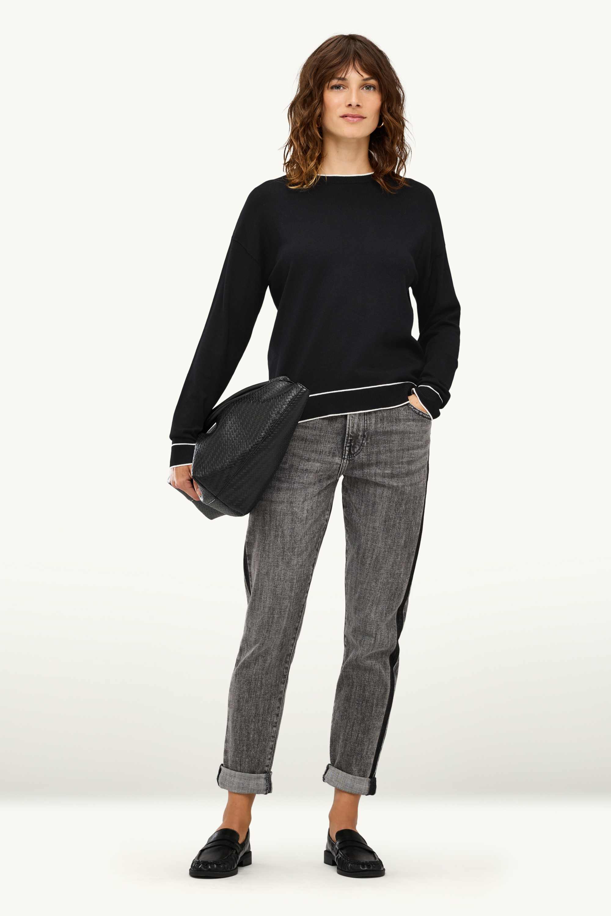 Jumper black