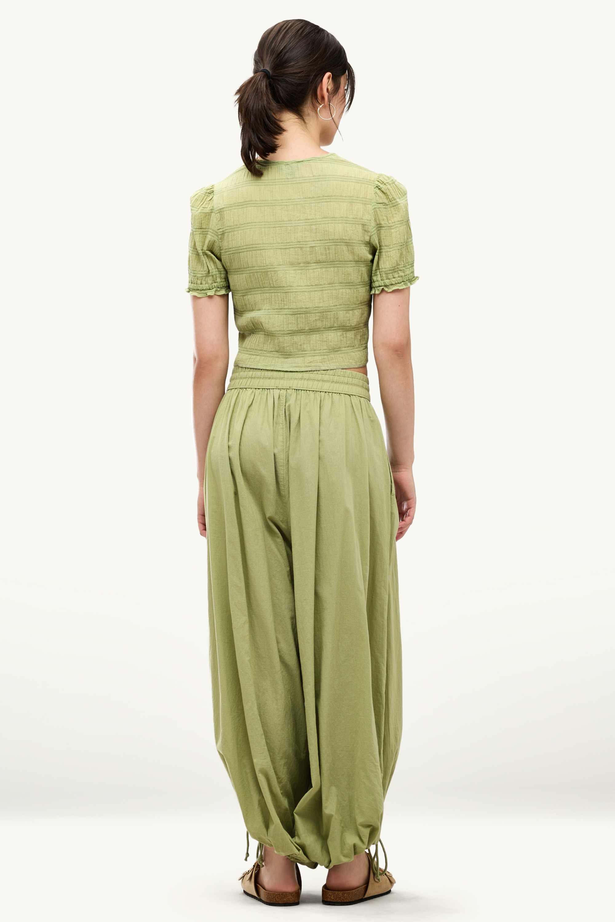 Harem trousers - mid-rise waist - balloon leg green