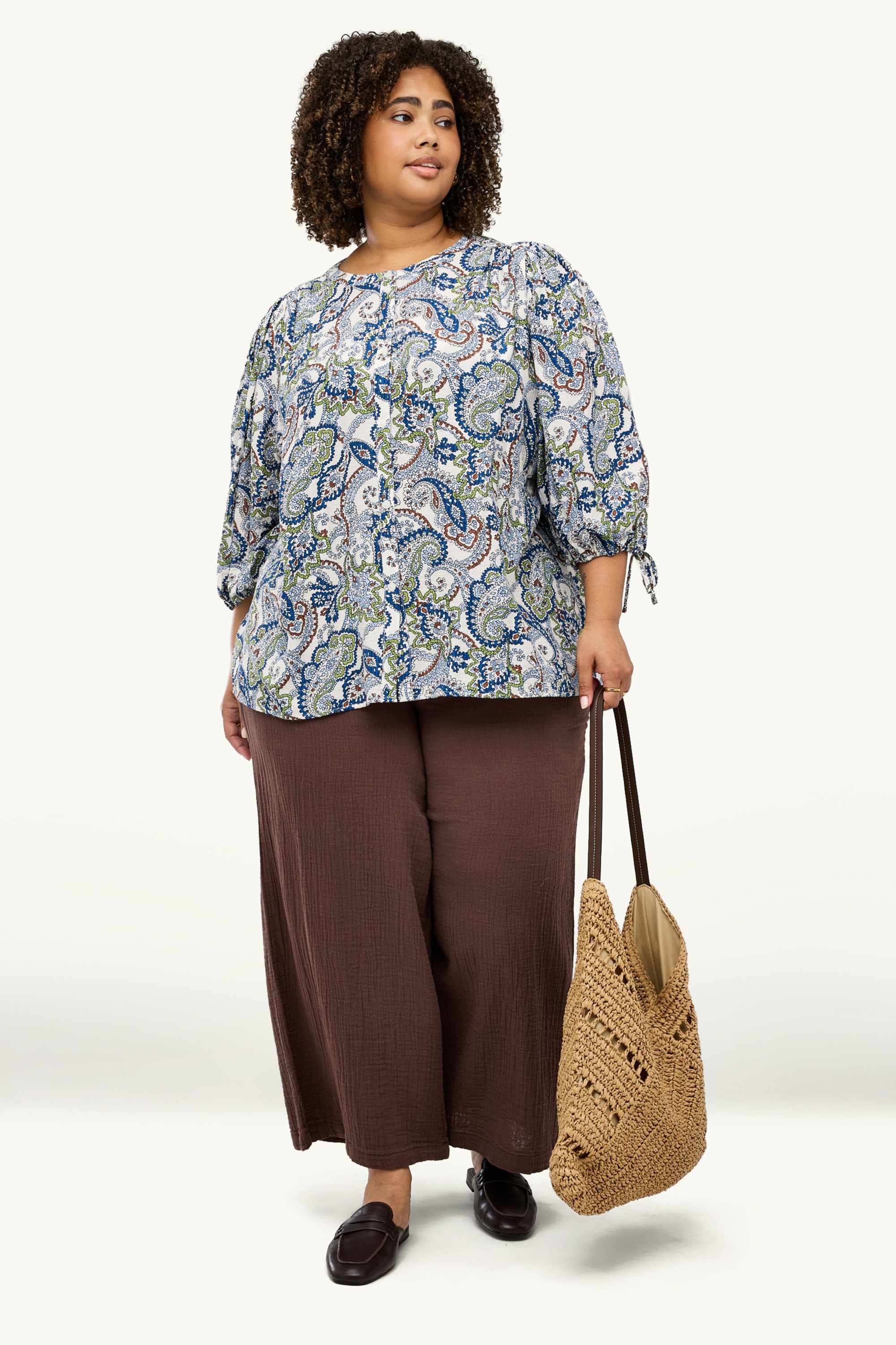 Blouse - patterned blue / white