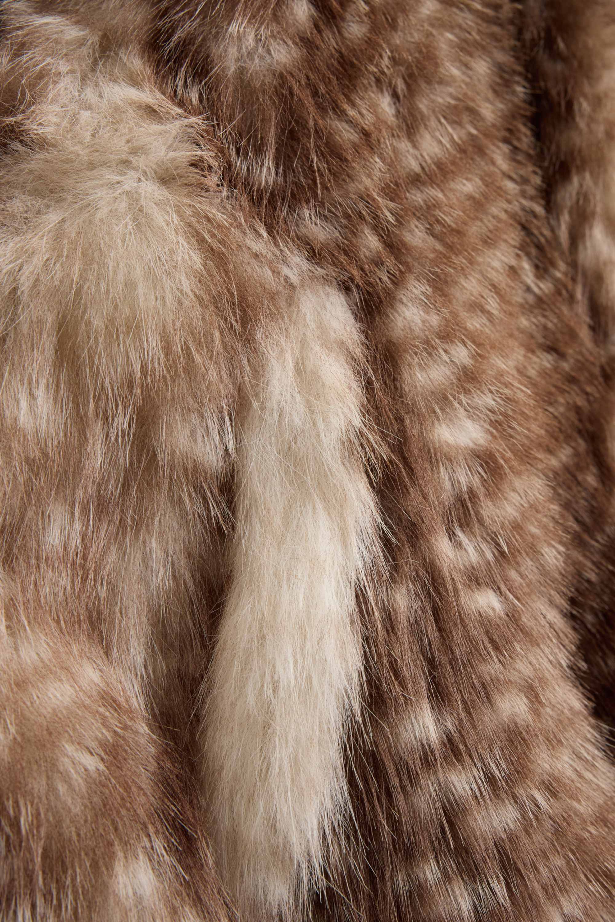 Faux fur gilet brown / beige