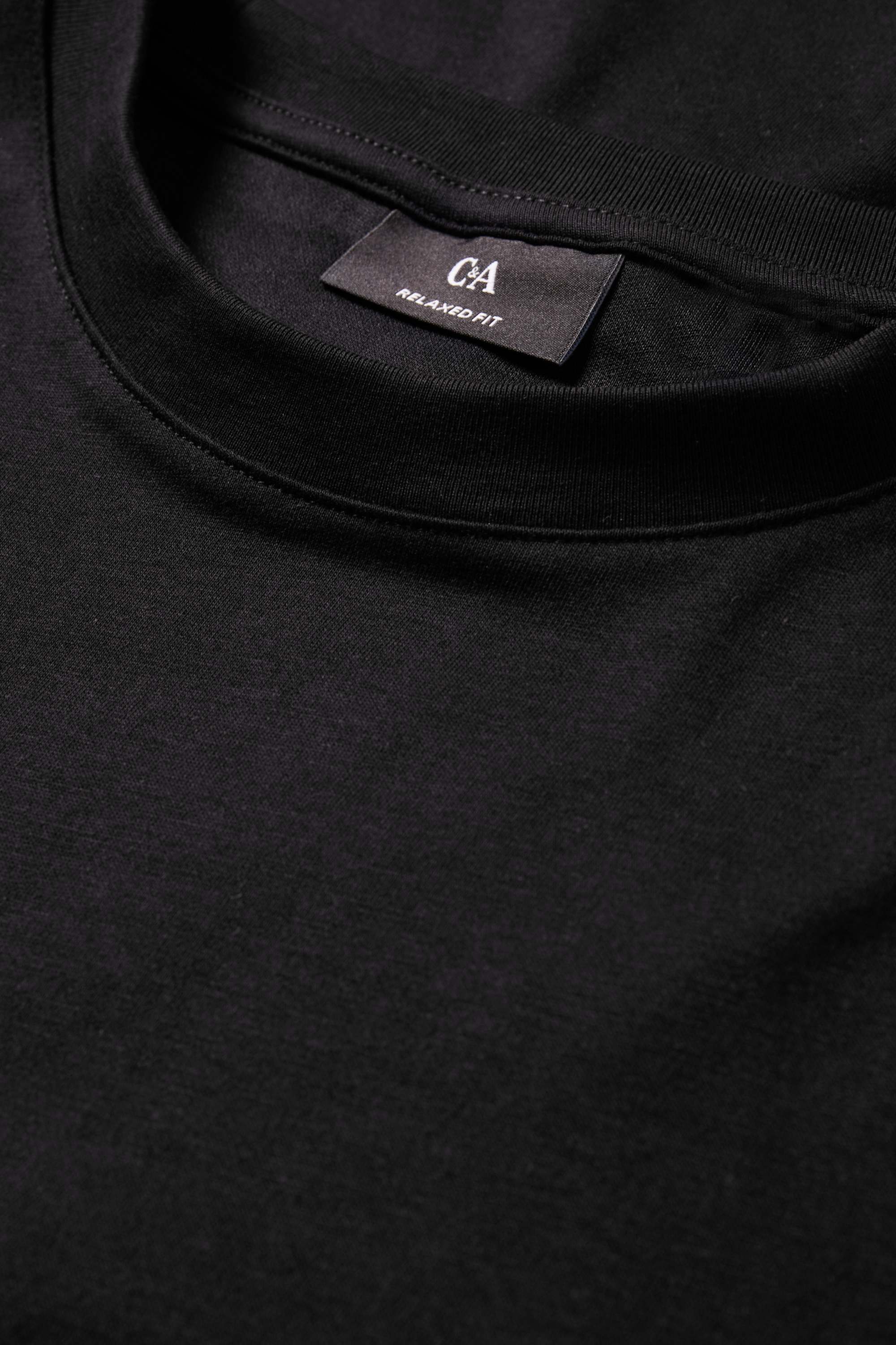 T-shirt - relaxed fit black