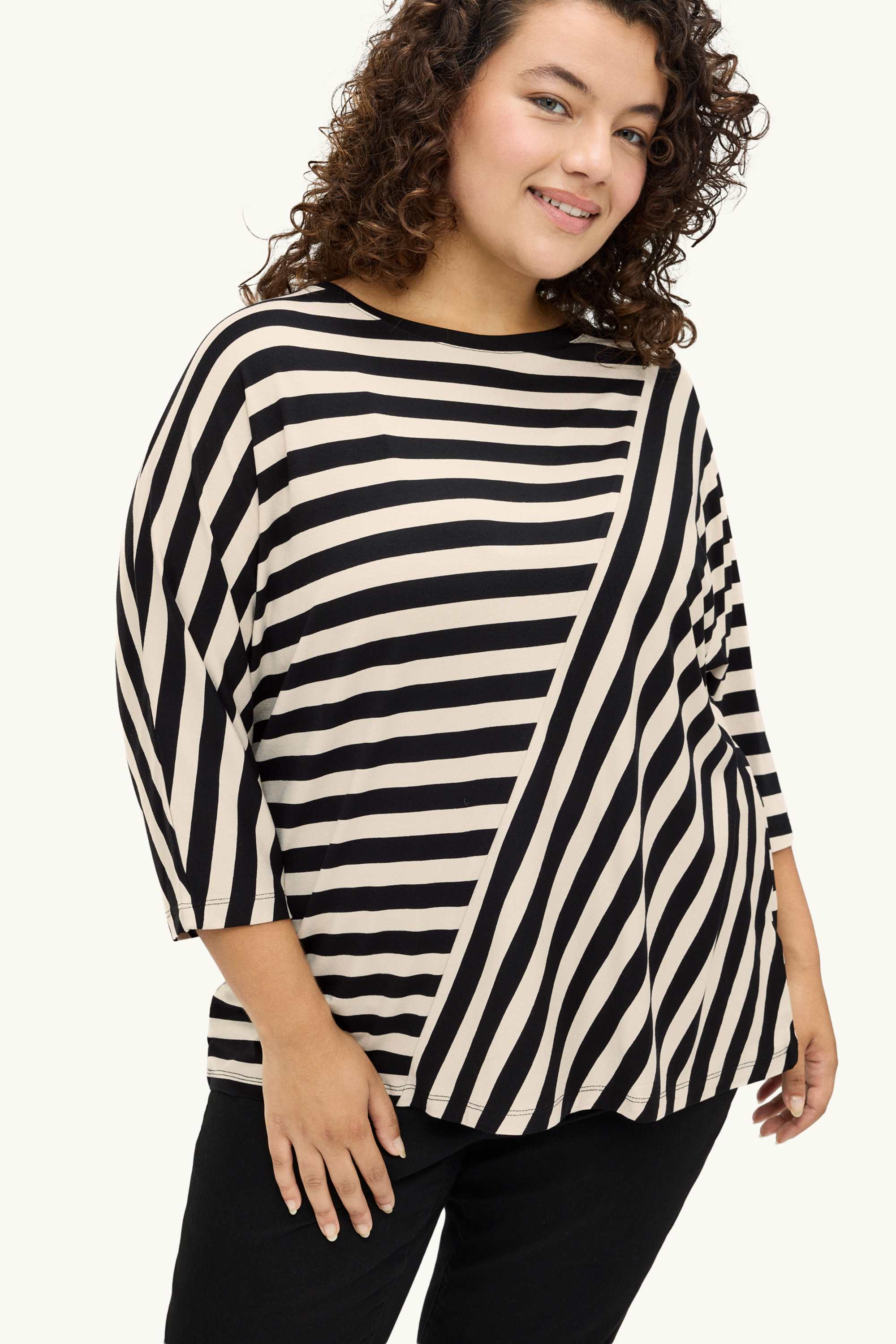 T-shirt - regular fit - striped black / beige