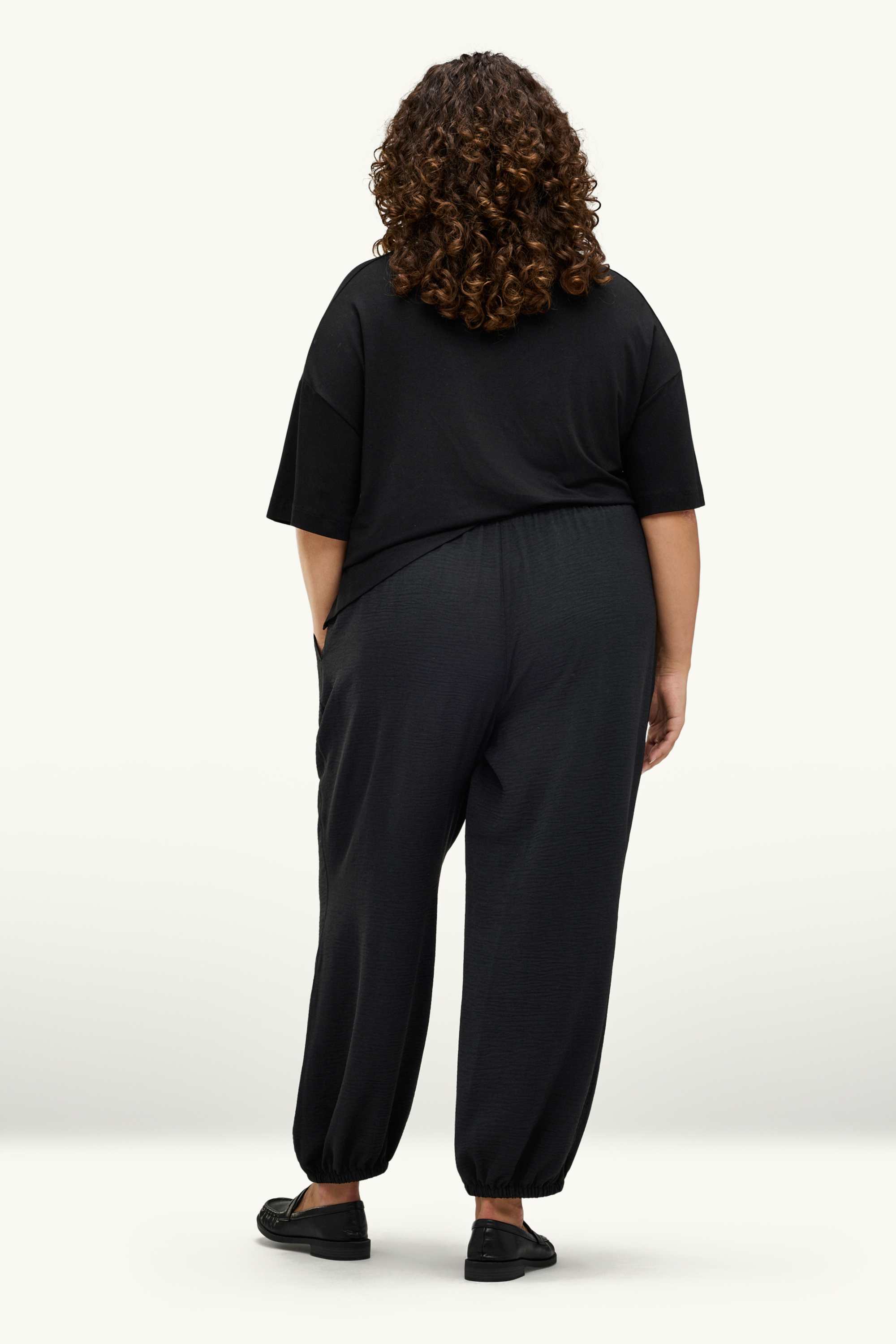 Harem trousers - mid-rise waist - balloon leg black