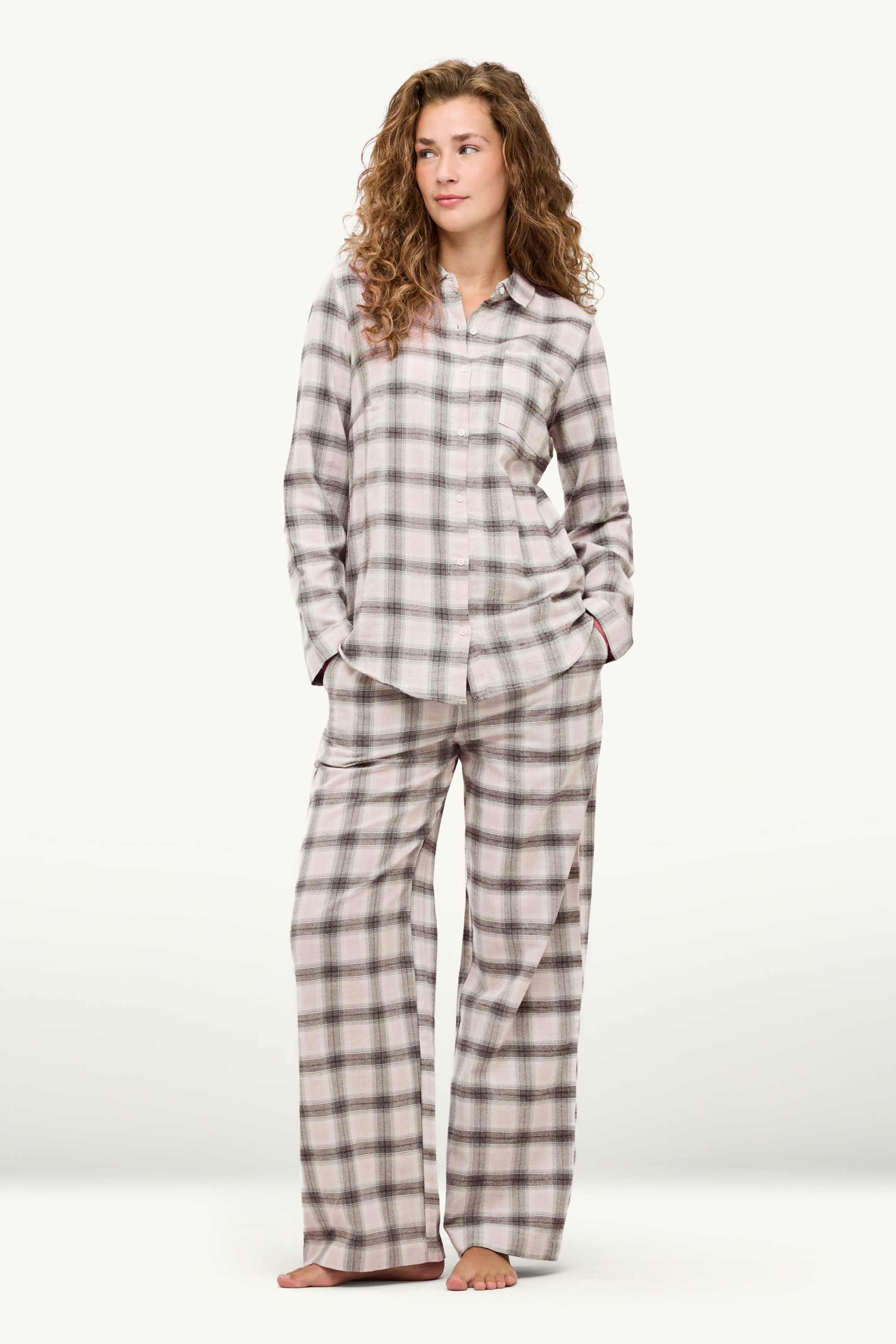 Pyjamas - check beige